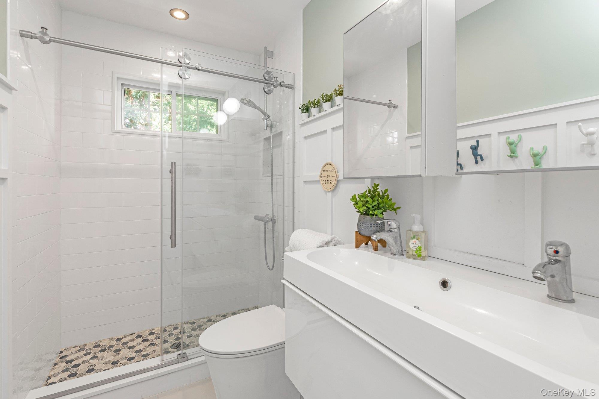 1200 Roger Road, North Bellmore, NY 11710