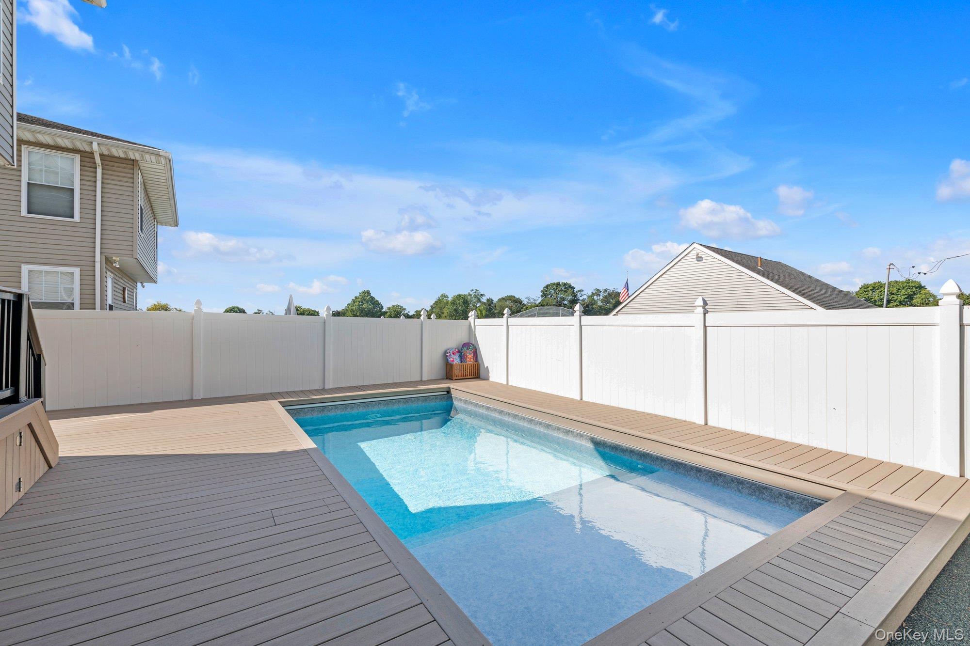 1200 Roger Road, North Bellmore, NY 11710