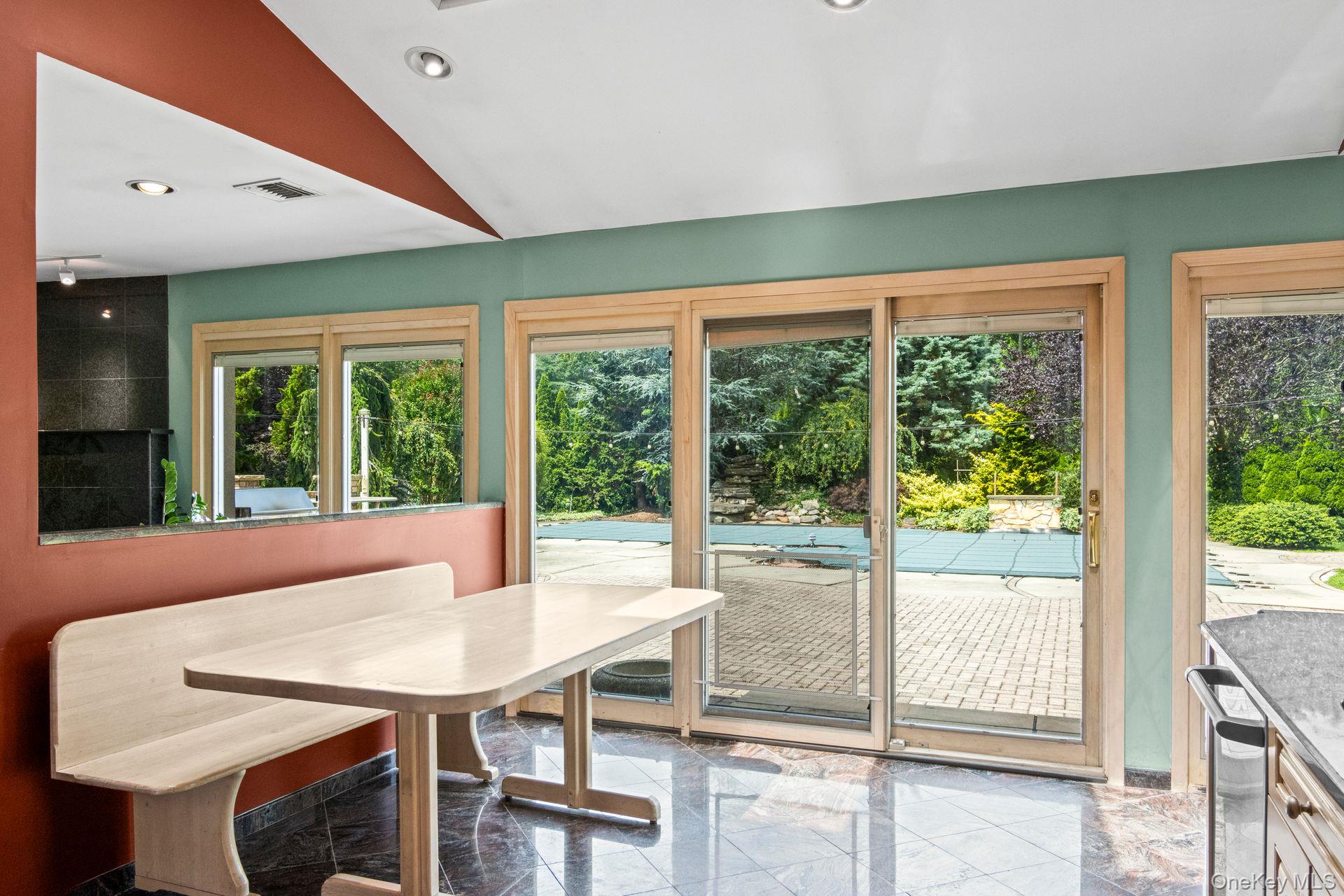 127 Church Road, Great River, NY 11739