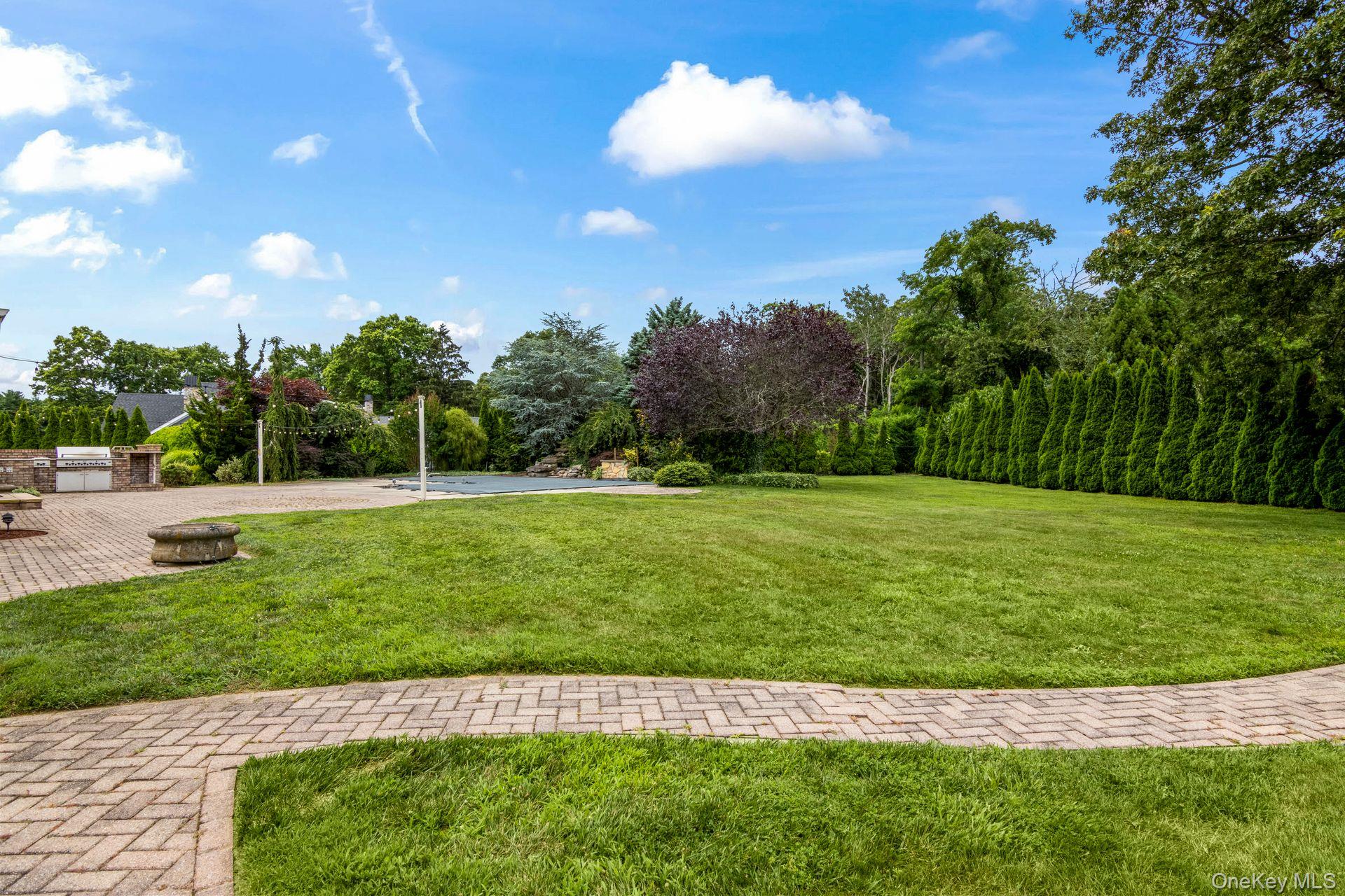 127 Church Road, Great River, NY 11739