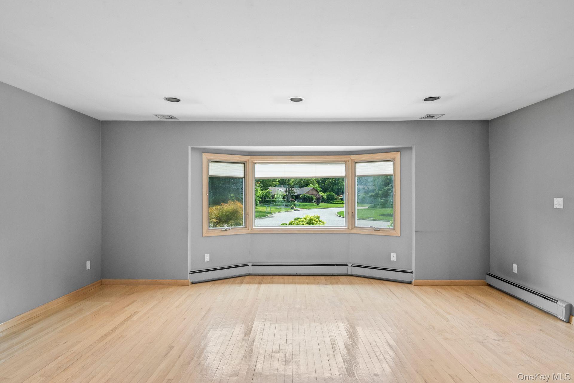 127 Church Road, Great River, NY 11739