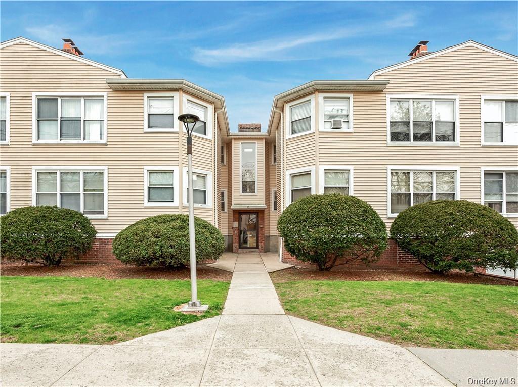 15 Quinby Avenue # 1F, White Plains, NY 10606