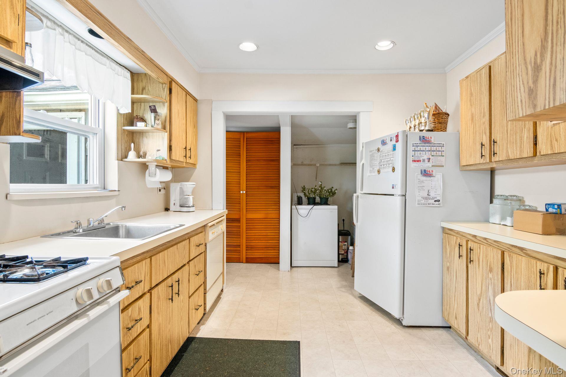 651 Sayville Avenue, Sayville, NY 11782