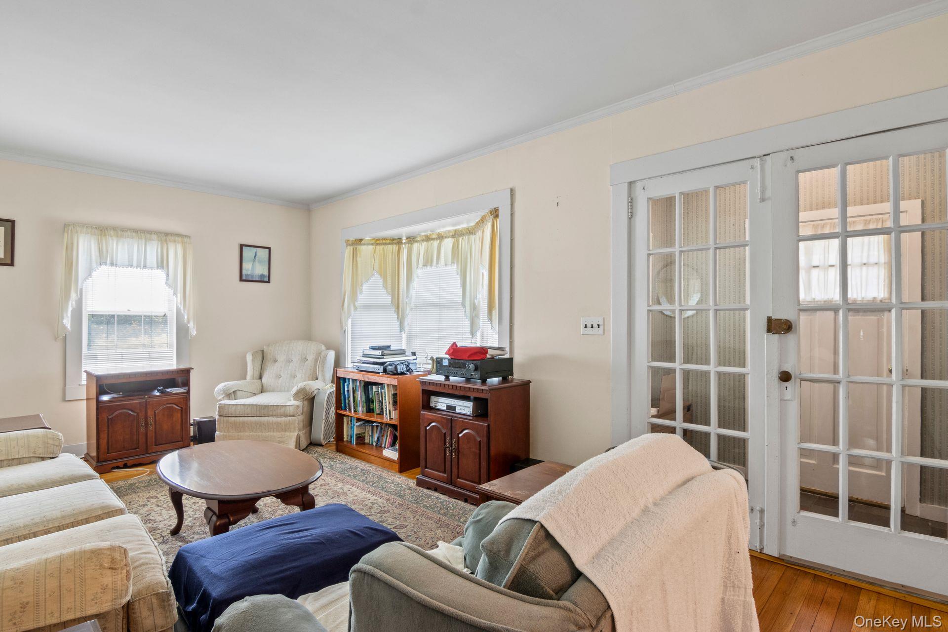 651 Sayville Avenue, Sayville, NY 11782