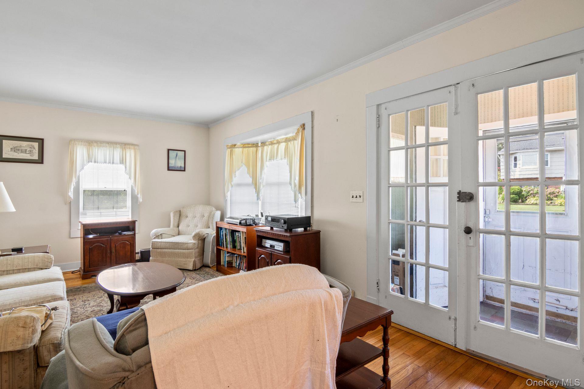 651 Sayville Avenue, Sayville, NY 11782