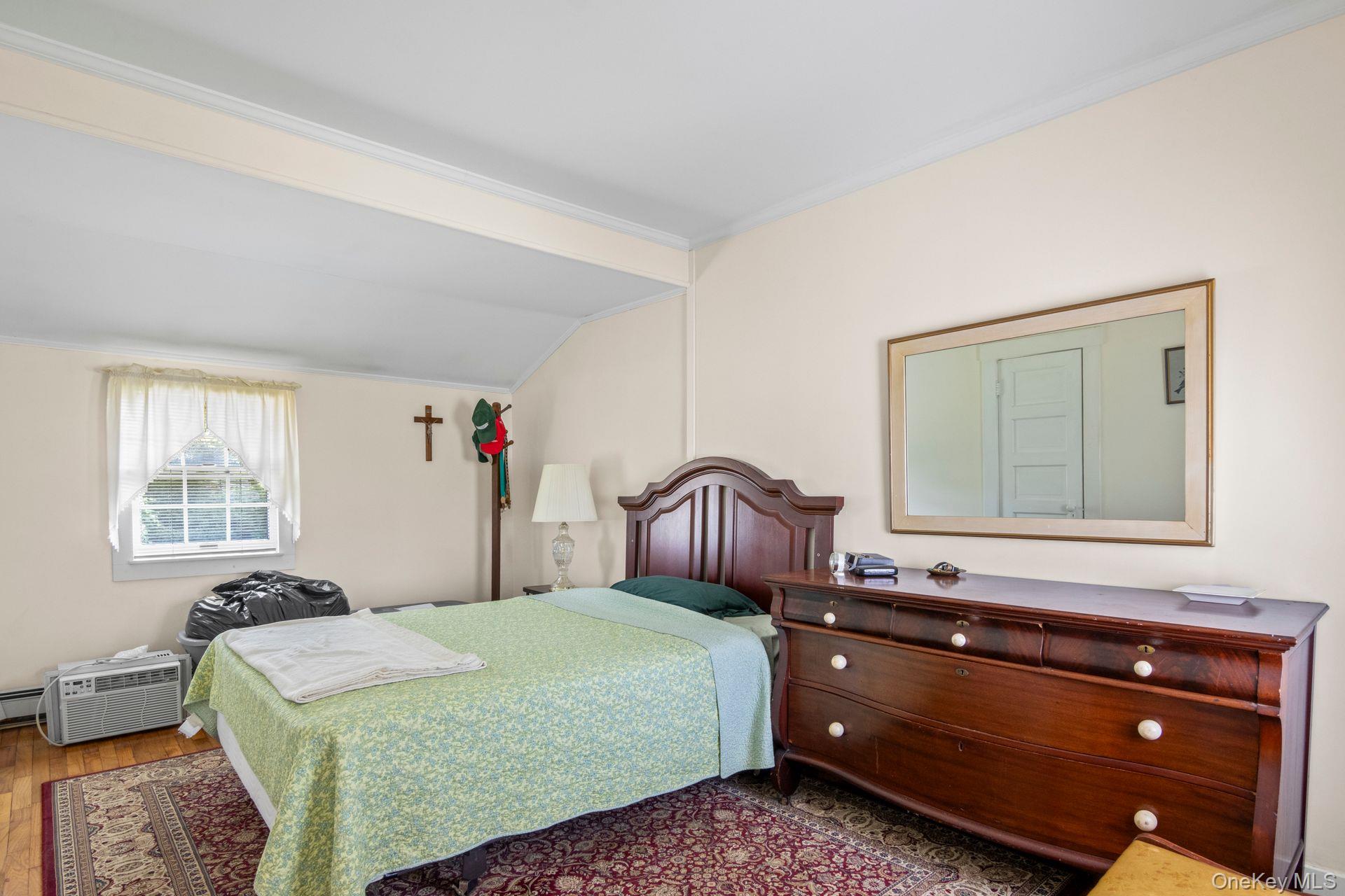 651 Sayville Avenue, Sayville, NY 11782