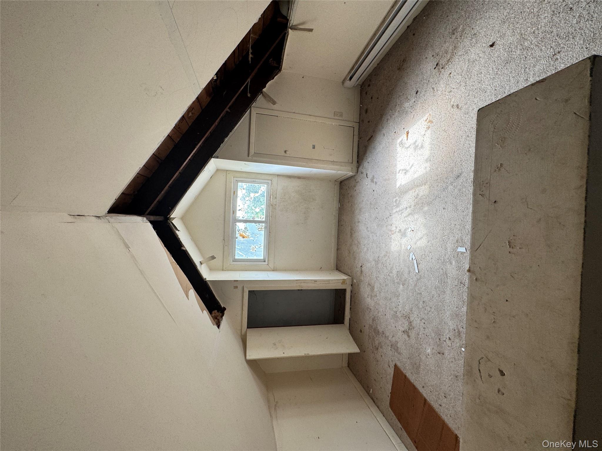 157 Tanglewylde Road, Lake Peekskill, NY 10537