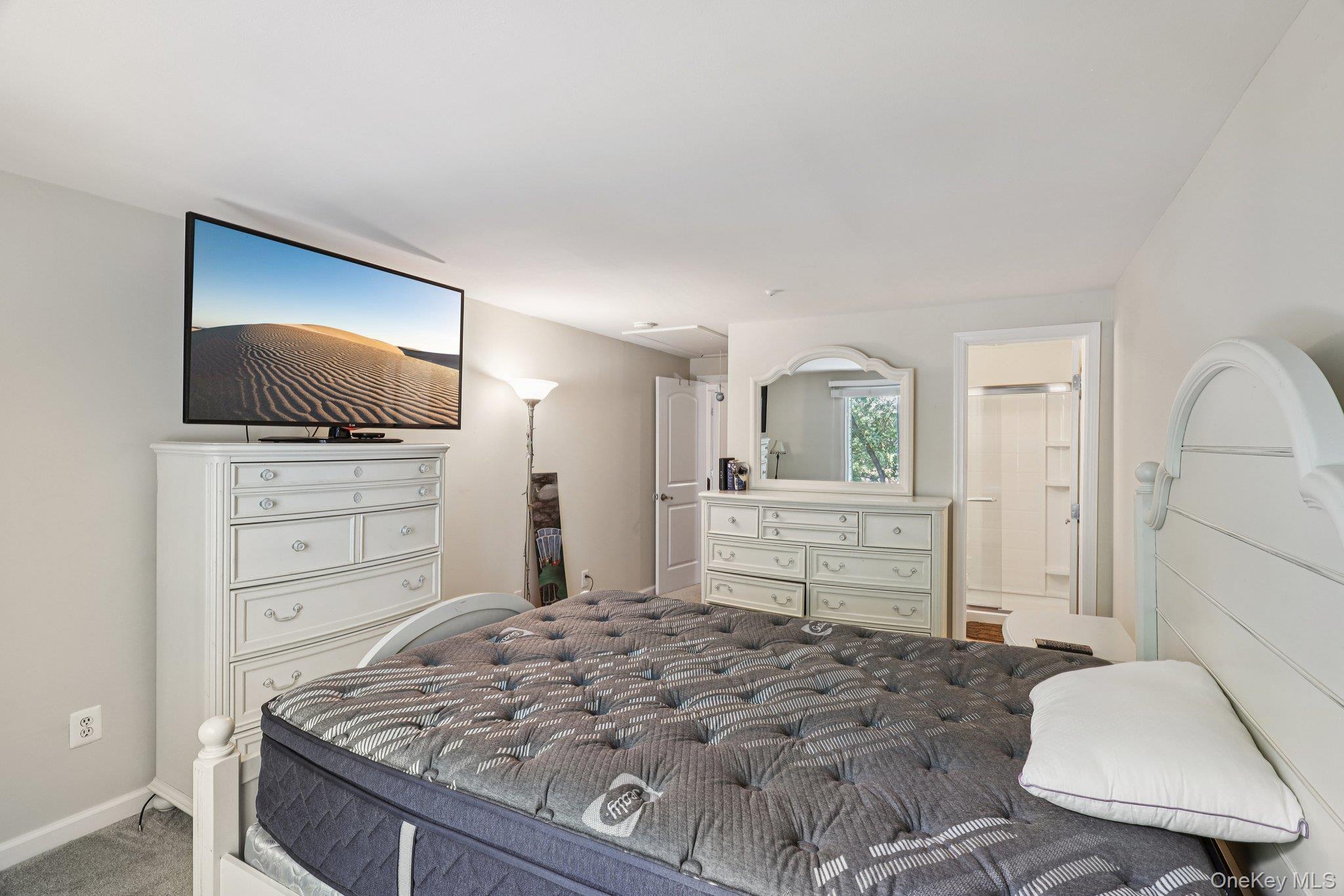 137 Golf Lane, Medford, NY 11763