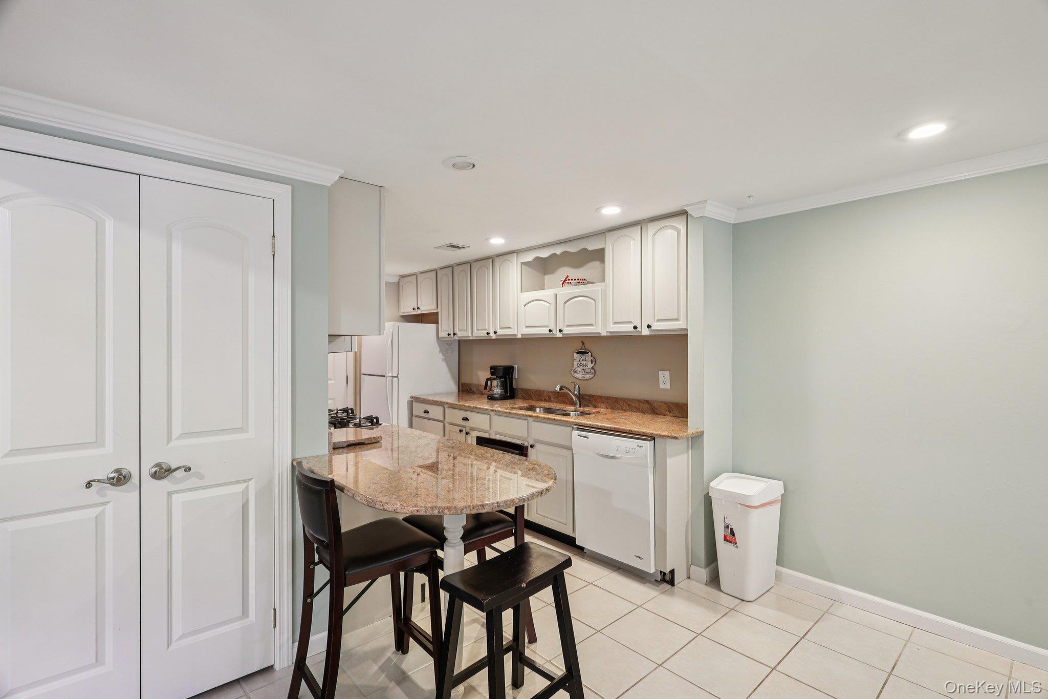 137 Golf Lane, Medford, NY 11763