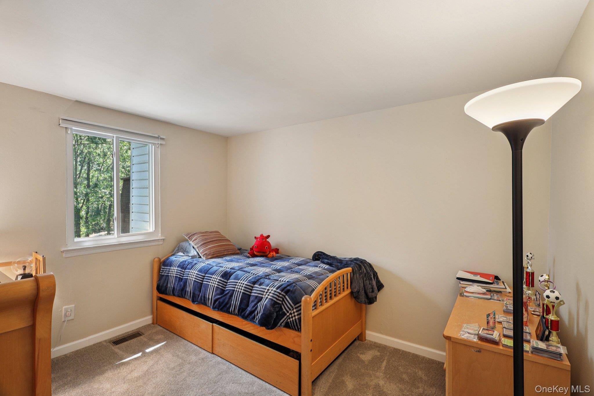 137 Golf Lane, Medford, NY 11763