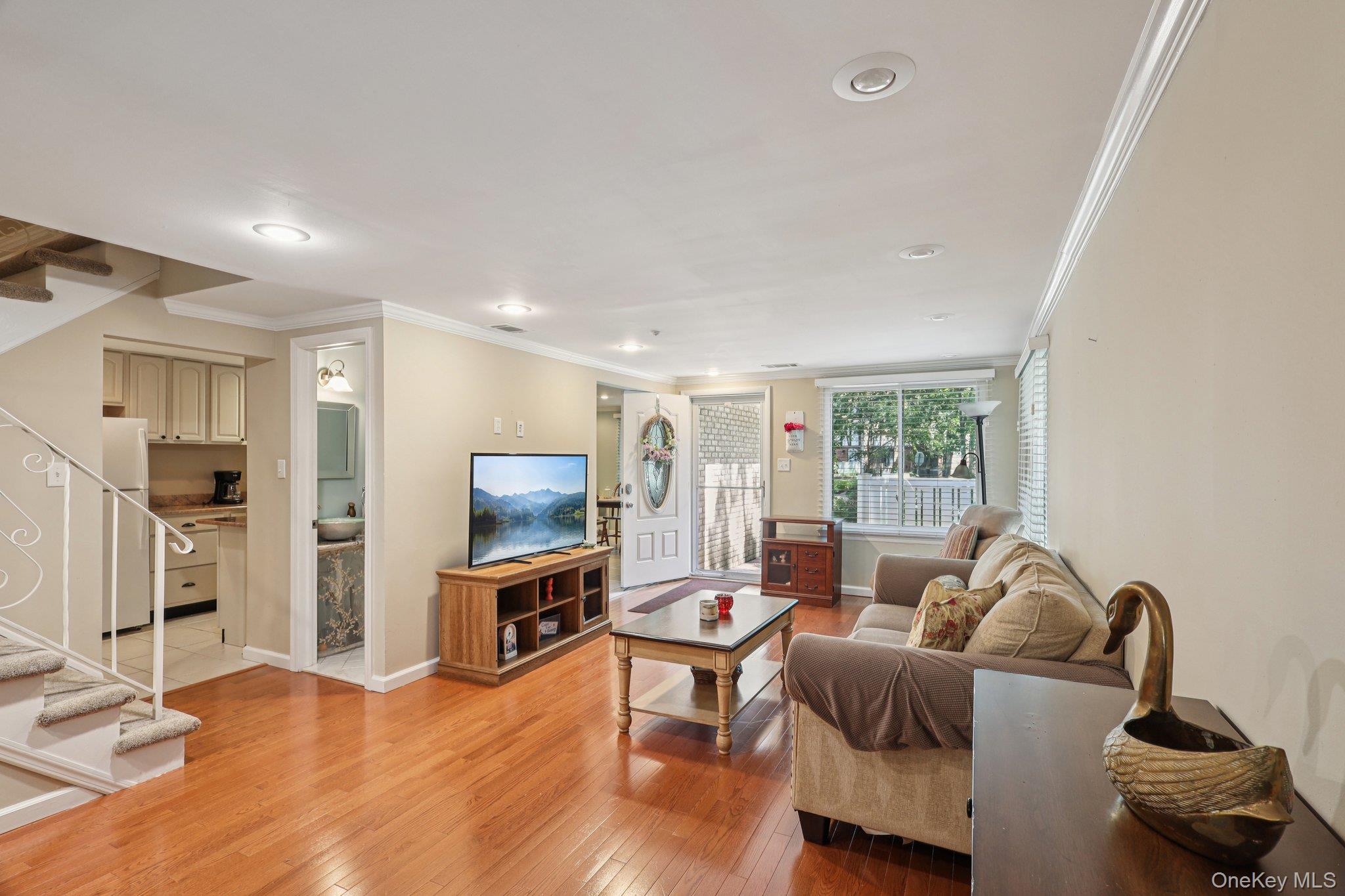 137 Golf Lane, Medford, NY 11763