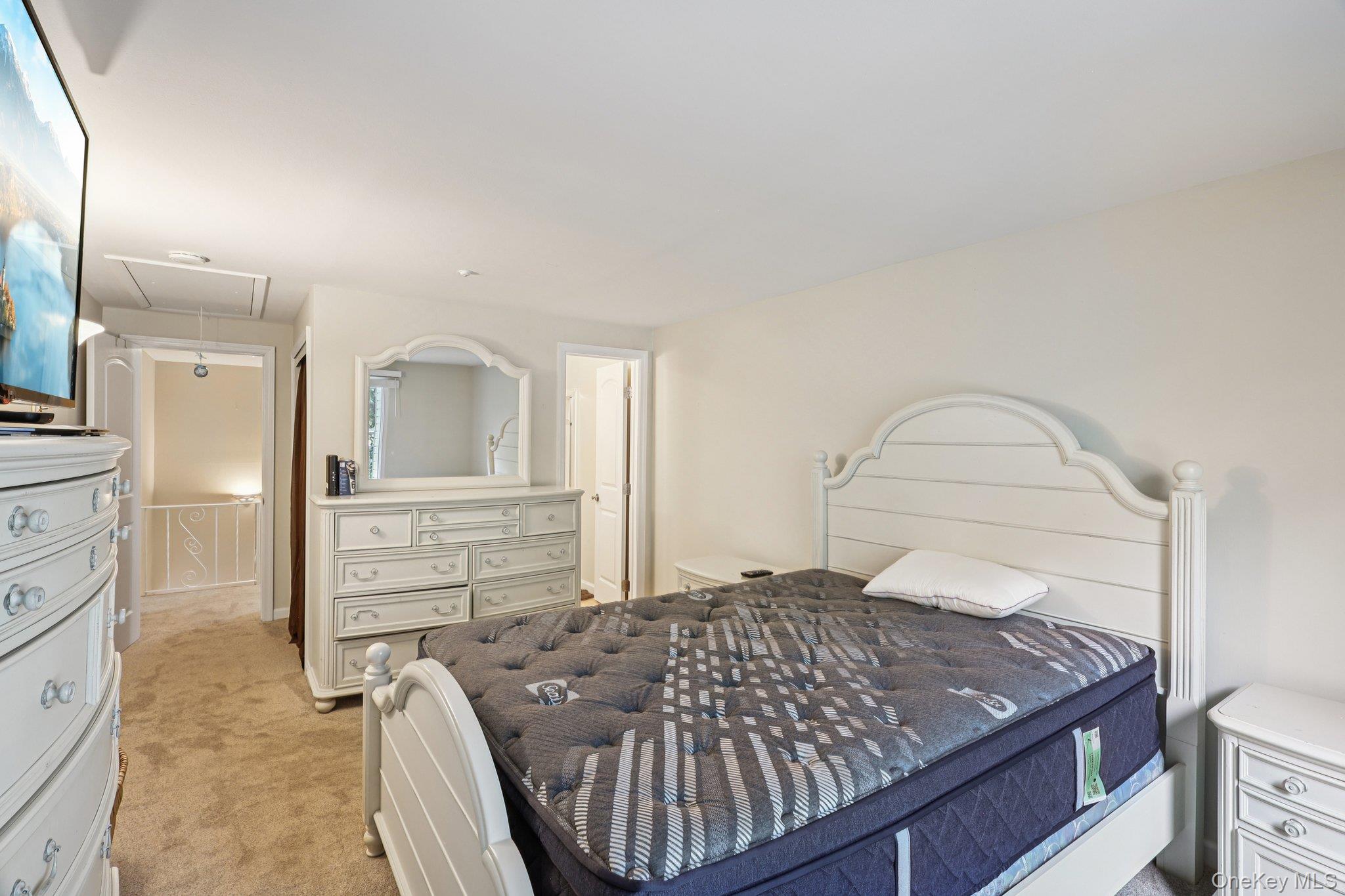 137 Golf Lane, Medford, NY 11763