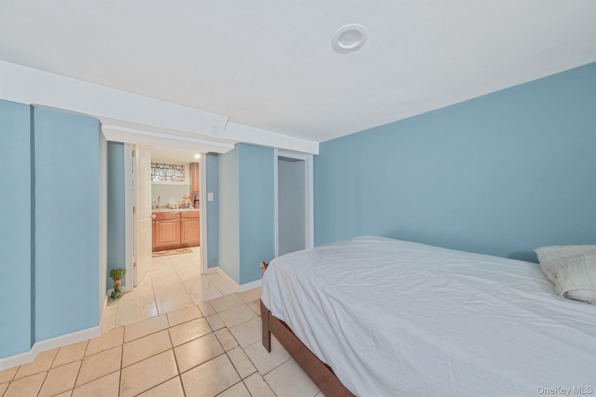 1010 Motor Parkway, Central Islip, NY 11722