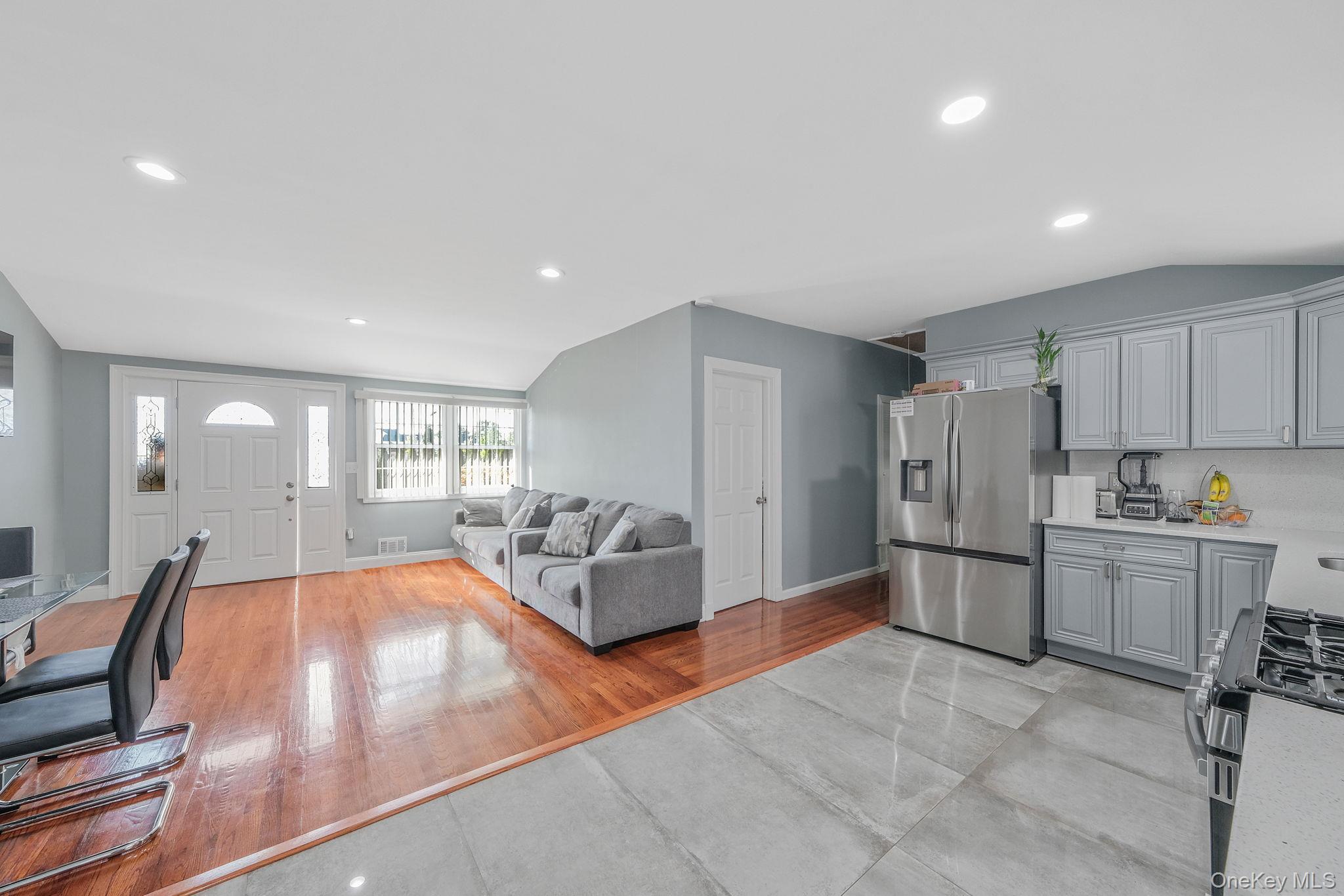 1010 Motor Parkway, Central Islip, NY 11722