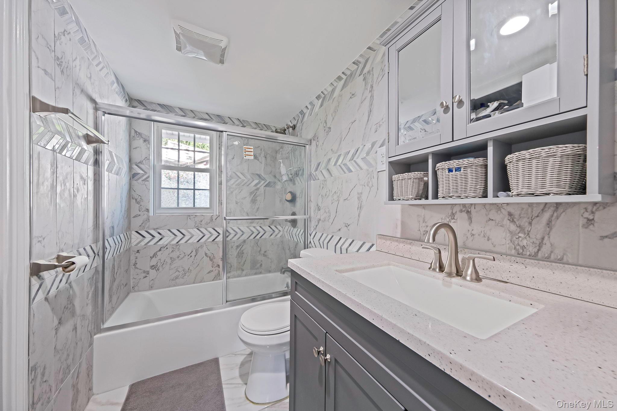 1010 Motor Parkway, Central Islip, NY 11722