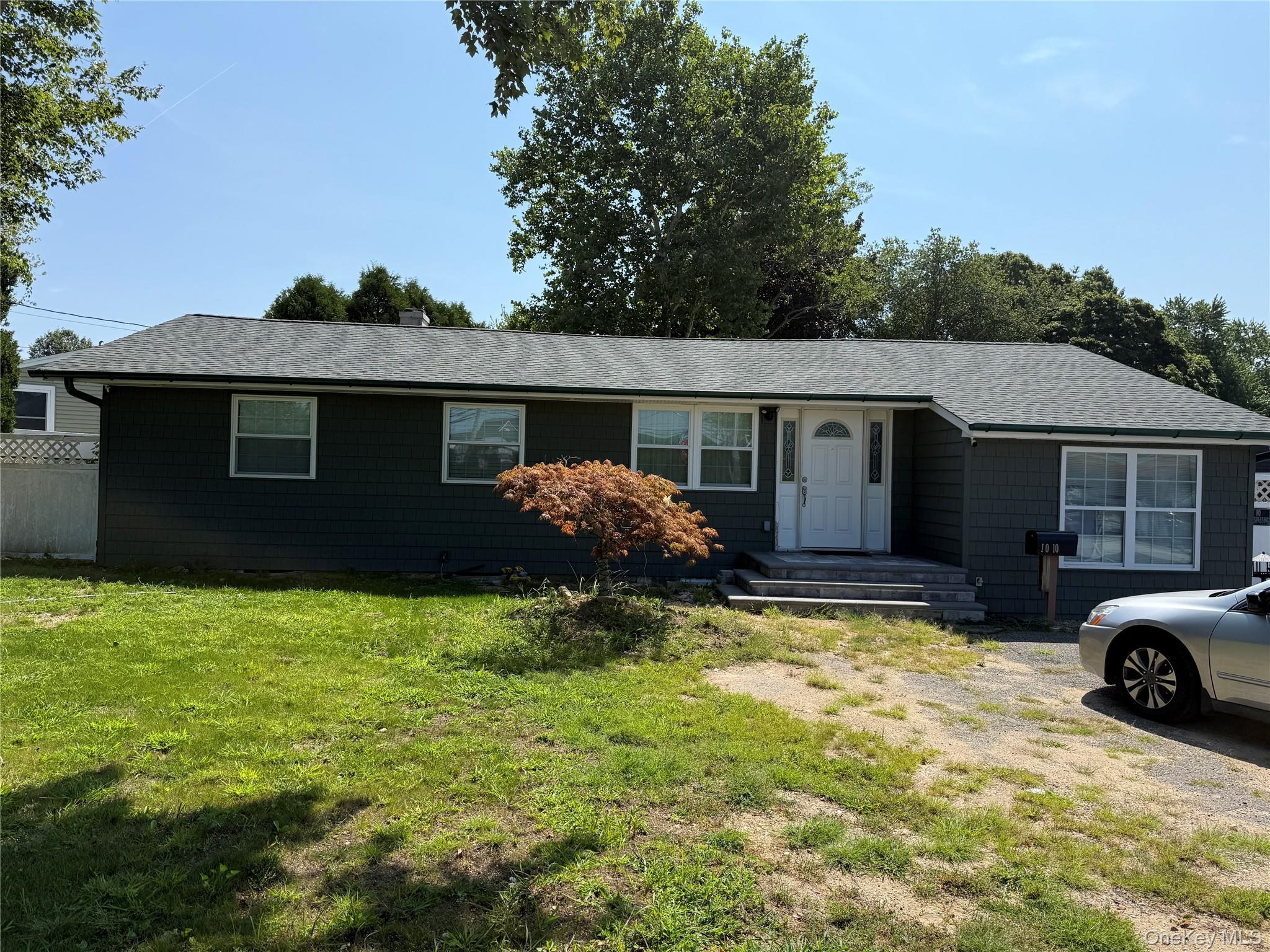 1010 Motor Parkway, Central Islip, NY 11722