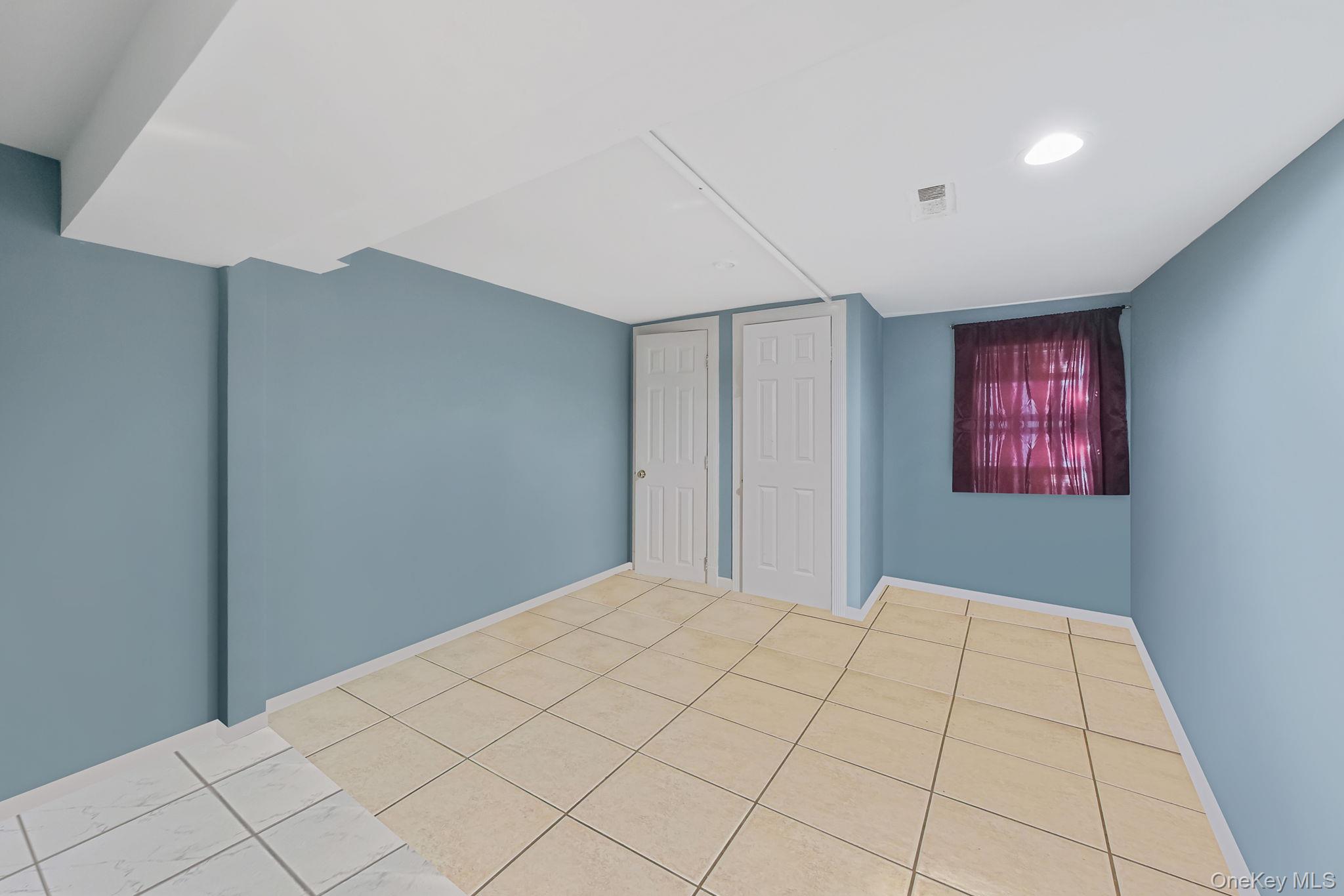 1010 Motor Parkway, Central Islip, NY 11722