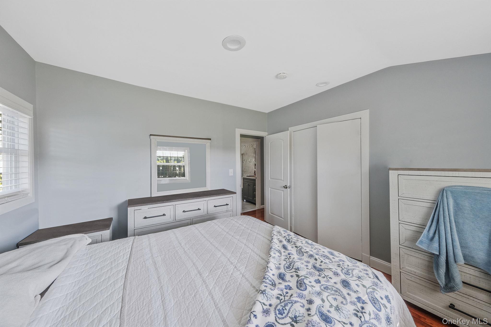 1010 Motor Parkway, Central Islip, NY 11722