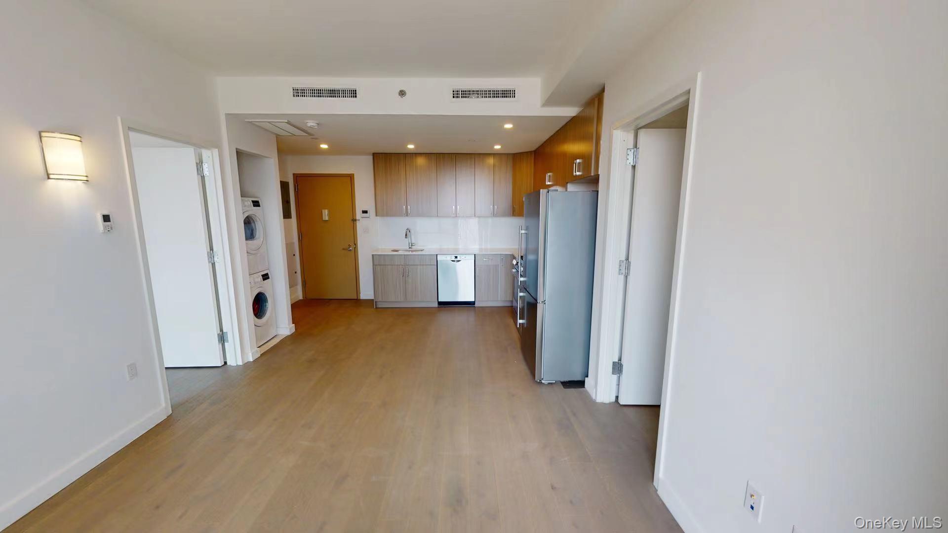 8808 Justice Avenue # 13M, Elmhurst, NY 11373