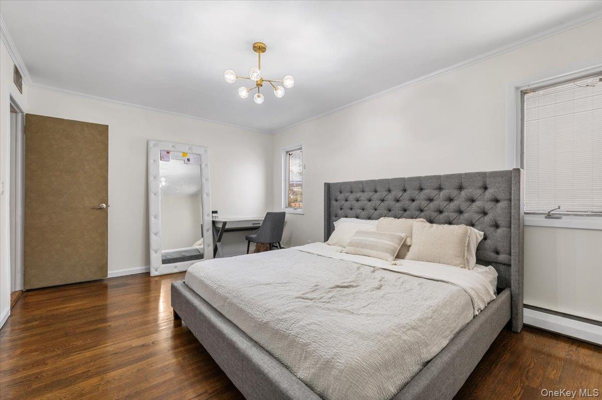 844 Flanders Drive, Valley Stream, NY 11581