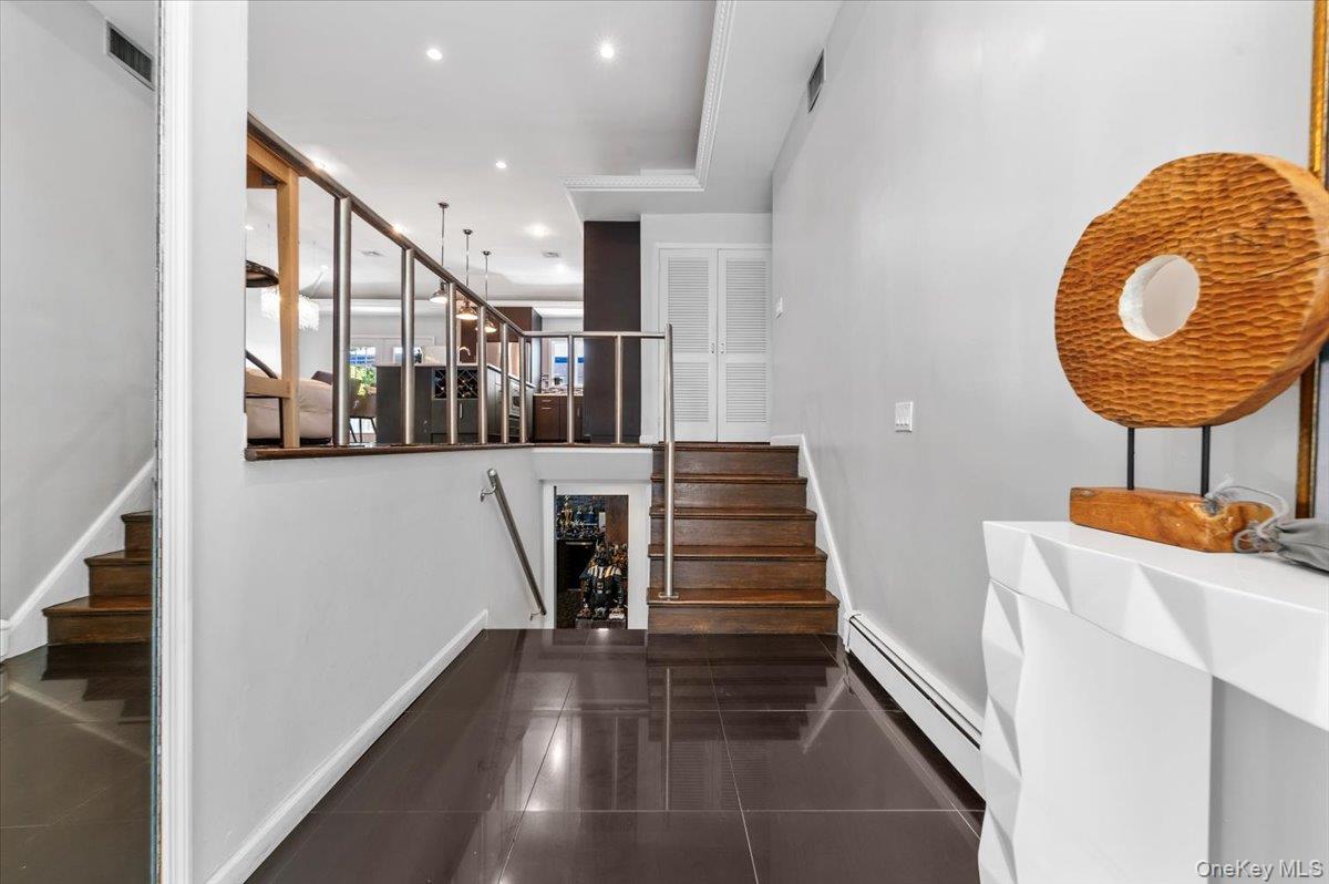 844 Flanders Drive, Valley Stream, NY 11581