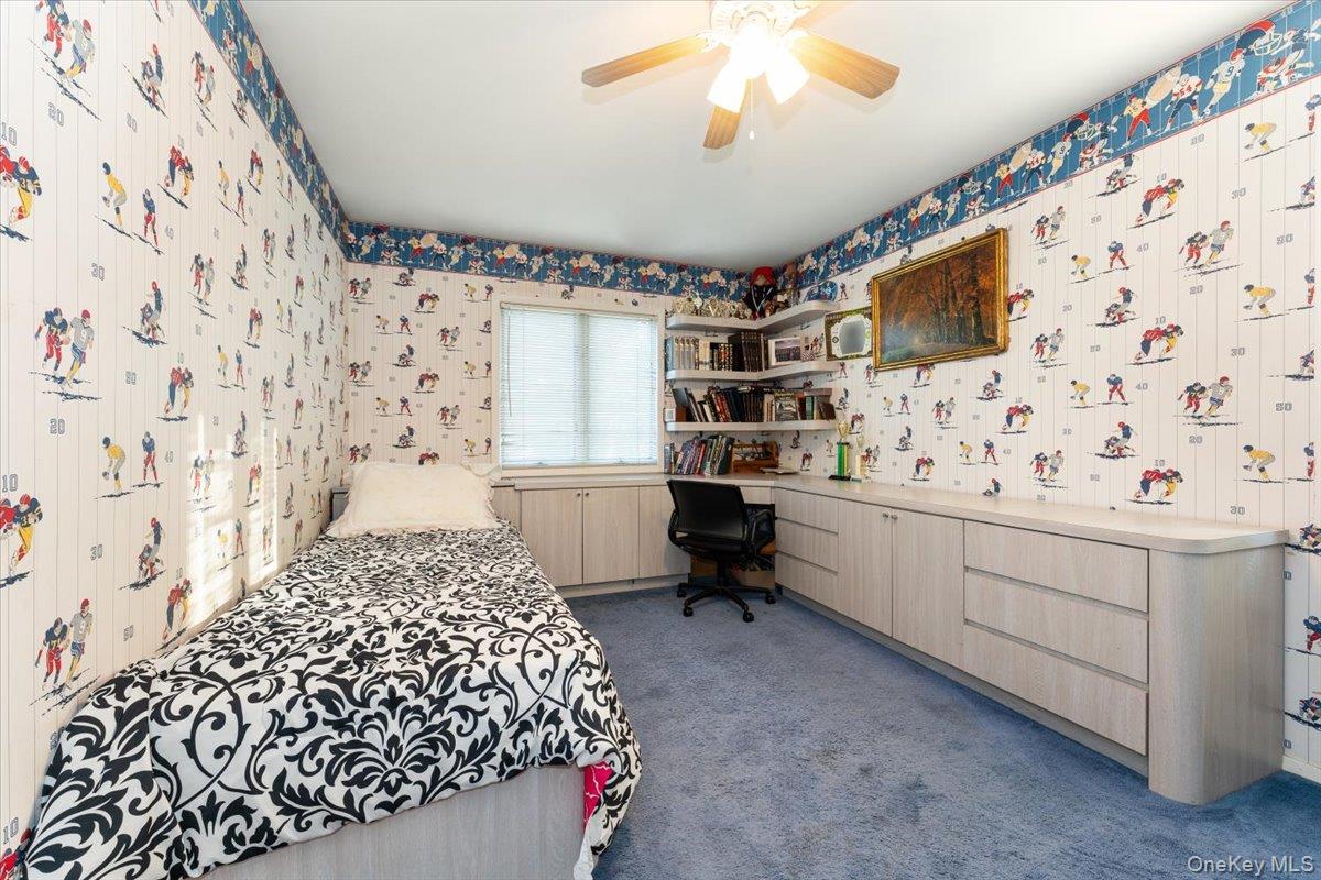 924 Northfield Road, Woodmere, NY 11598