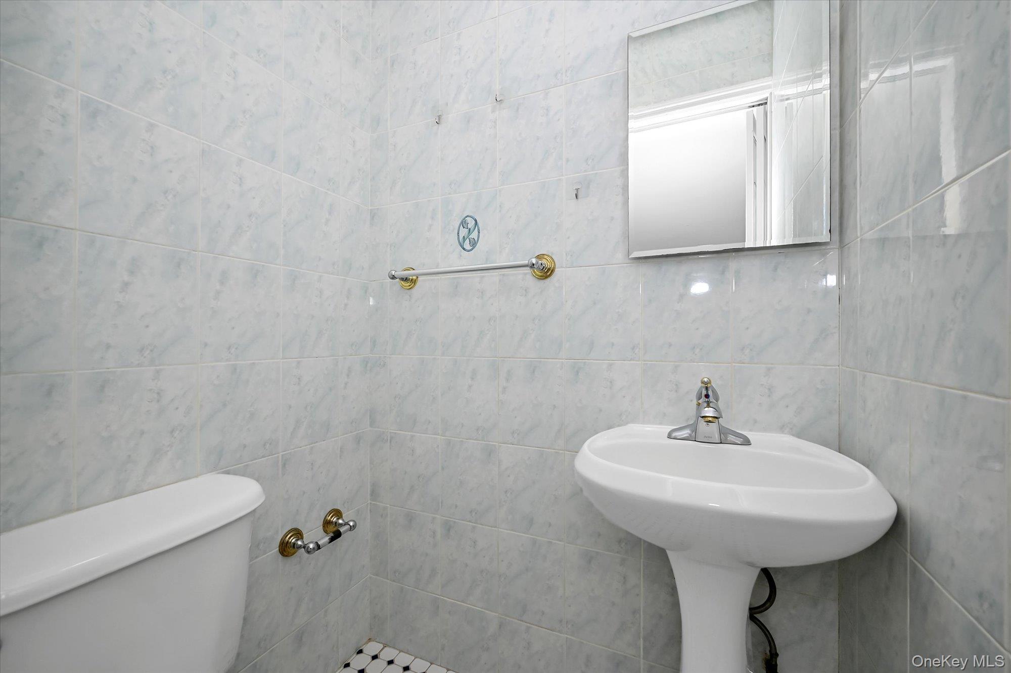 4320 196th Street, Flushing, NY 11358