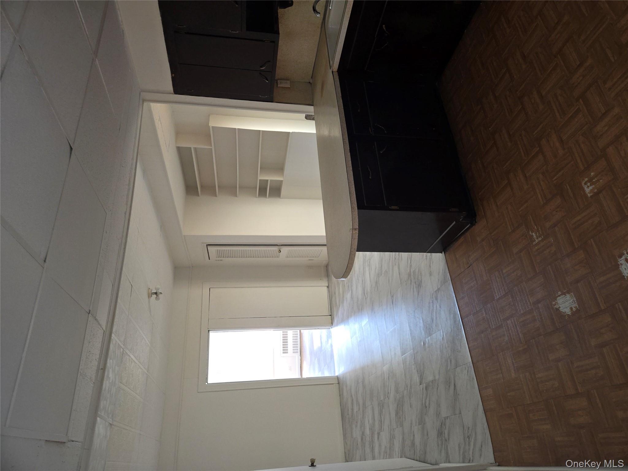 7405 Myrtle Avenue, Glendale, NY 11385