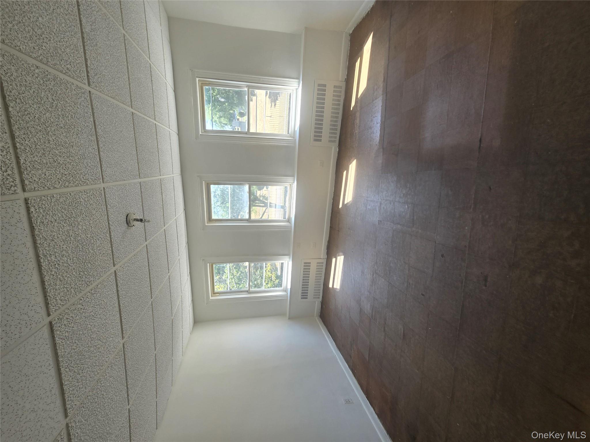 7405 Myrtle Avenue, Glendale, NY 11385