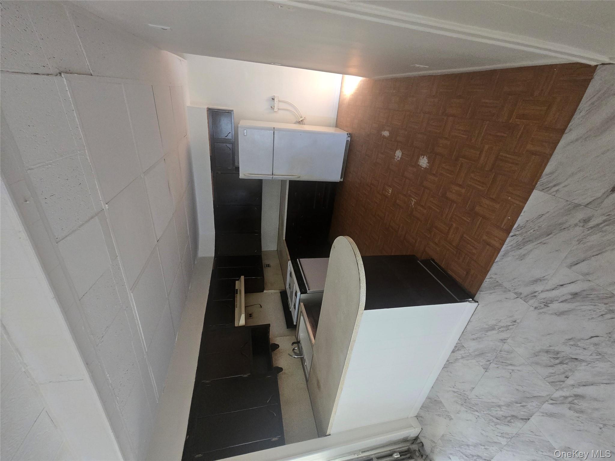 7405 Myrtle Avenue, Glendale, NY 11385