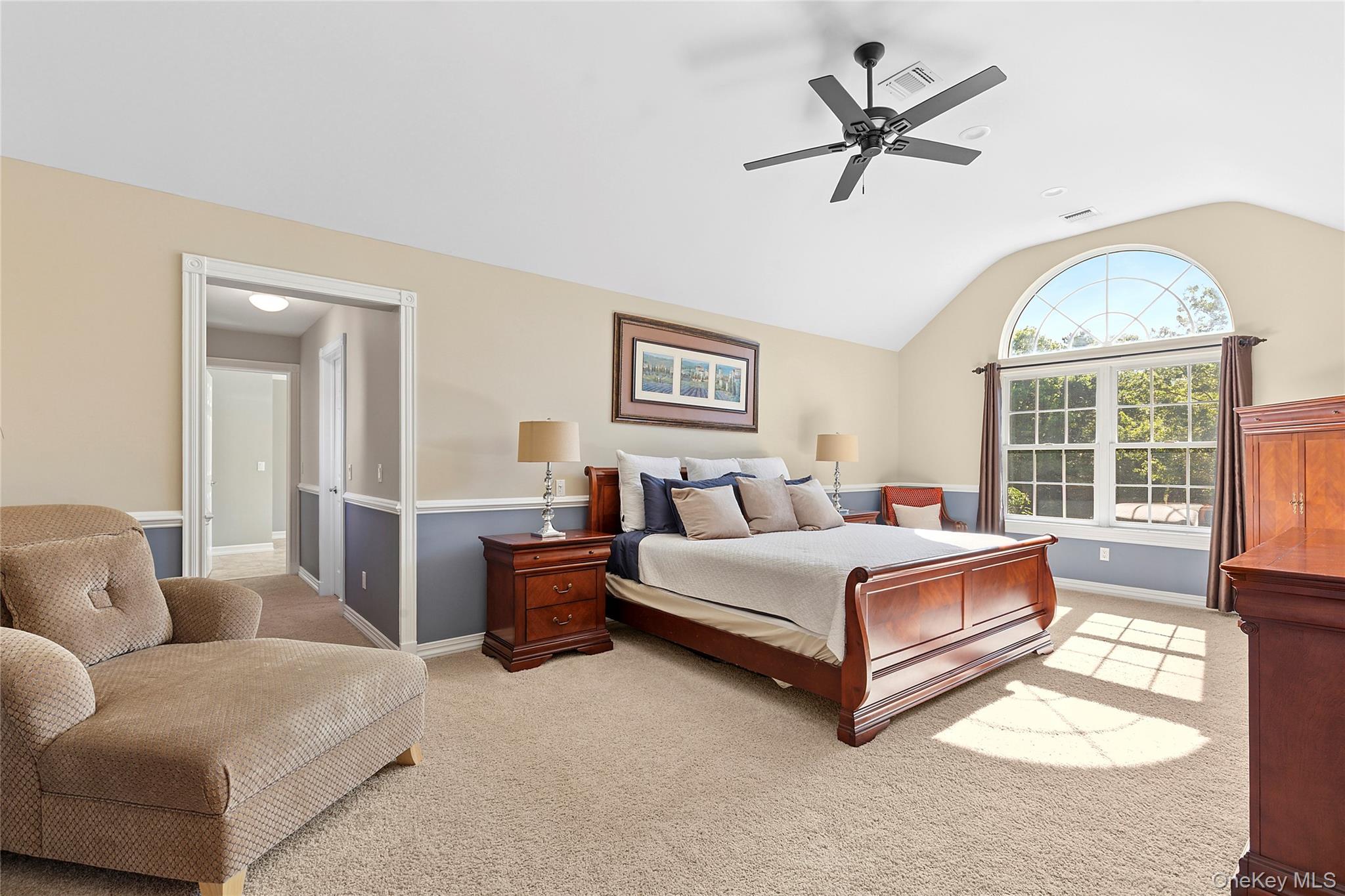 3 Steven Path, Center Moriches, NY 11934