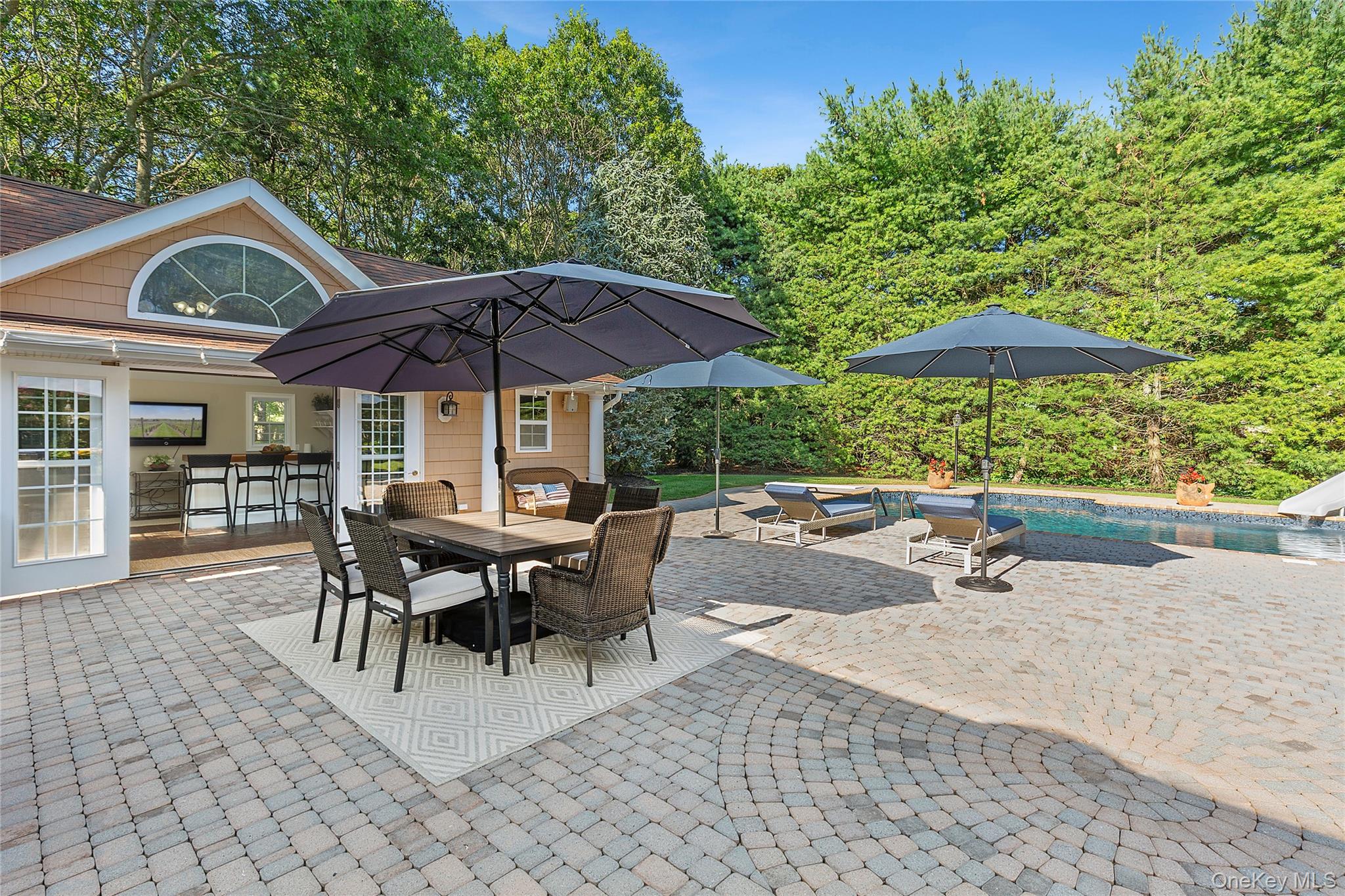 3 Steven Path, Center Moriches, NY 11934