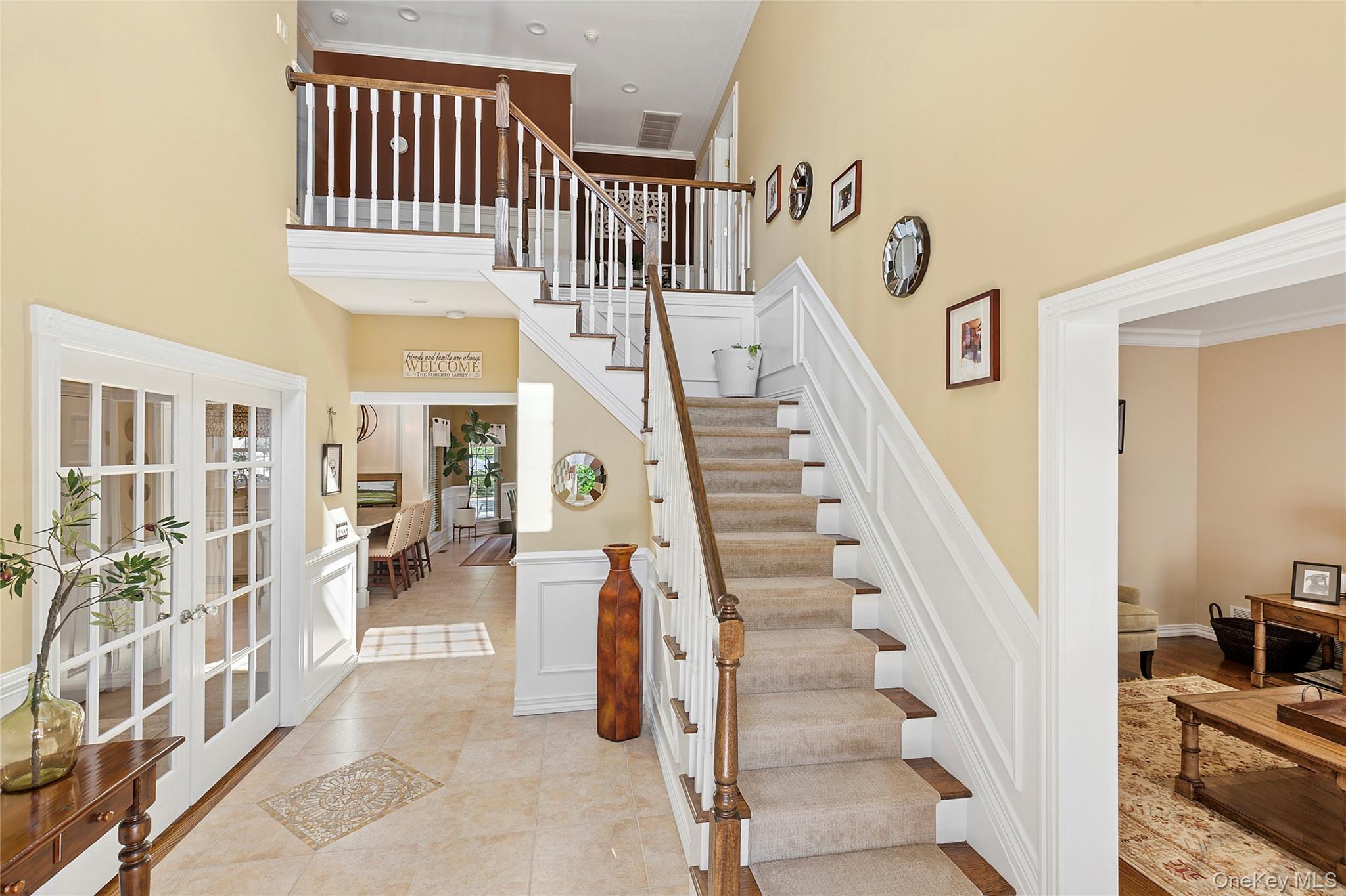 3 Steven Path, Center Moriches, NY 11934