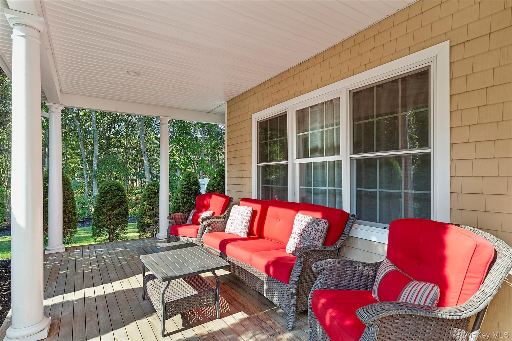 3 Steven Path, Center Moriches, NY 11934