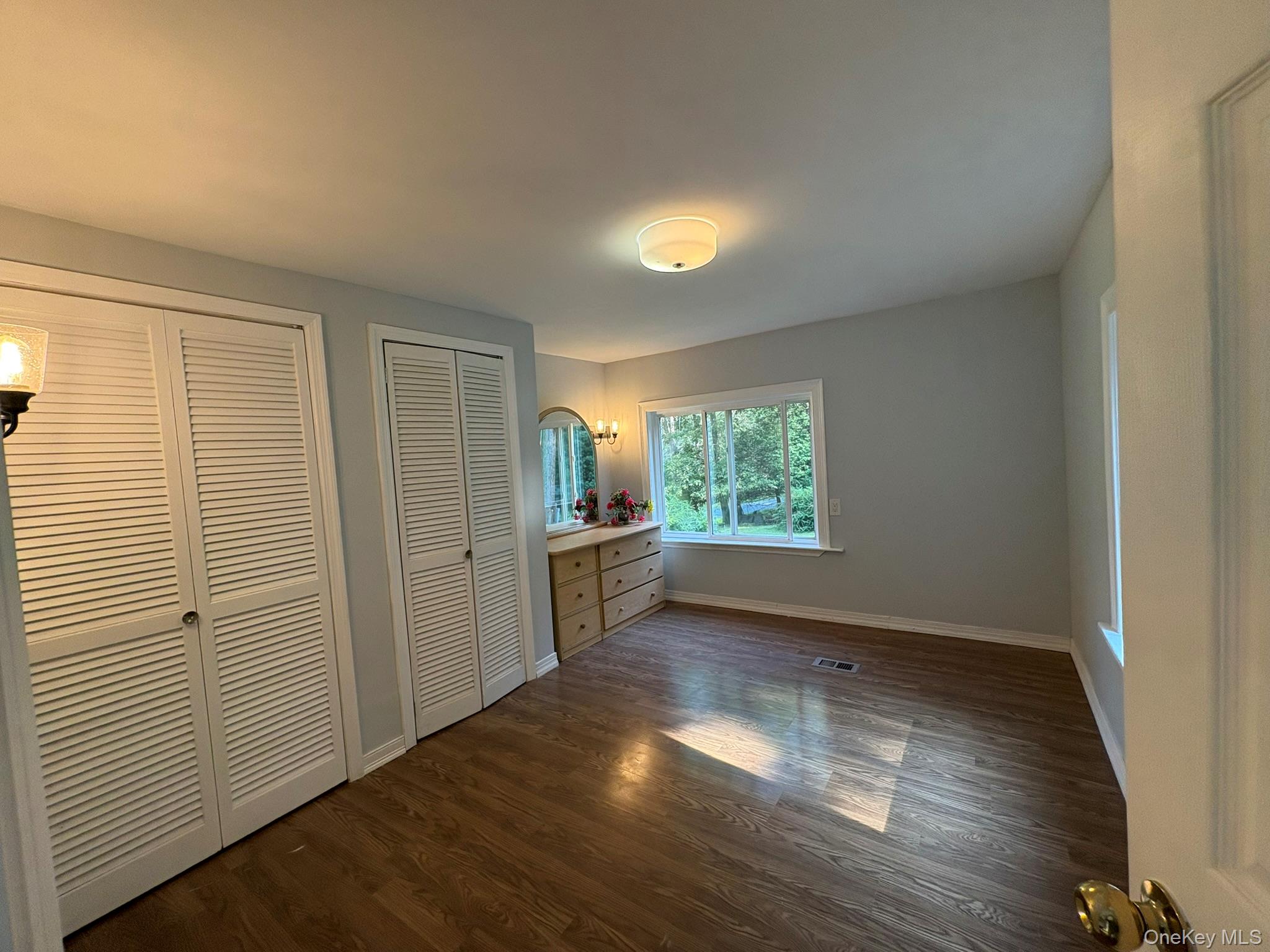 160 Van Tuyl Road, Barryville, NY 12719