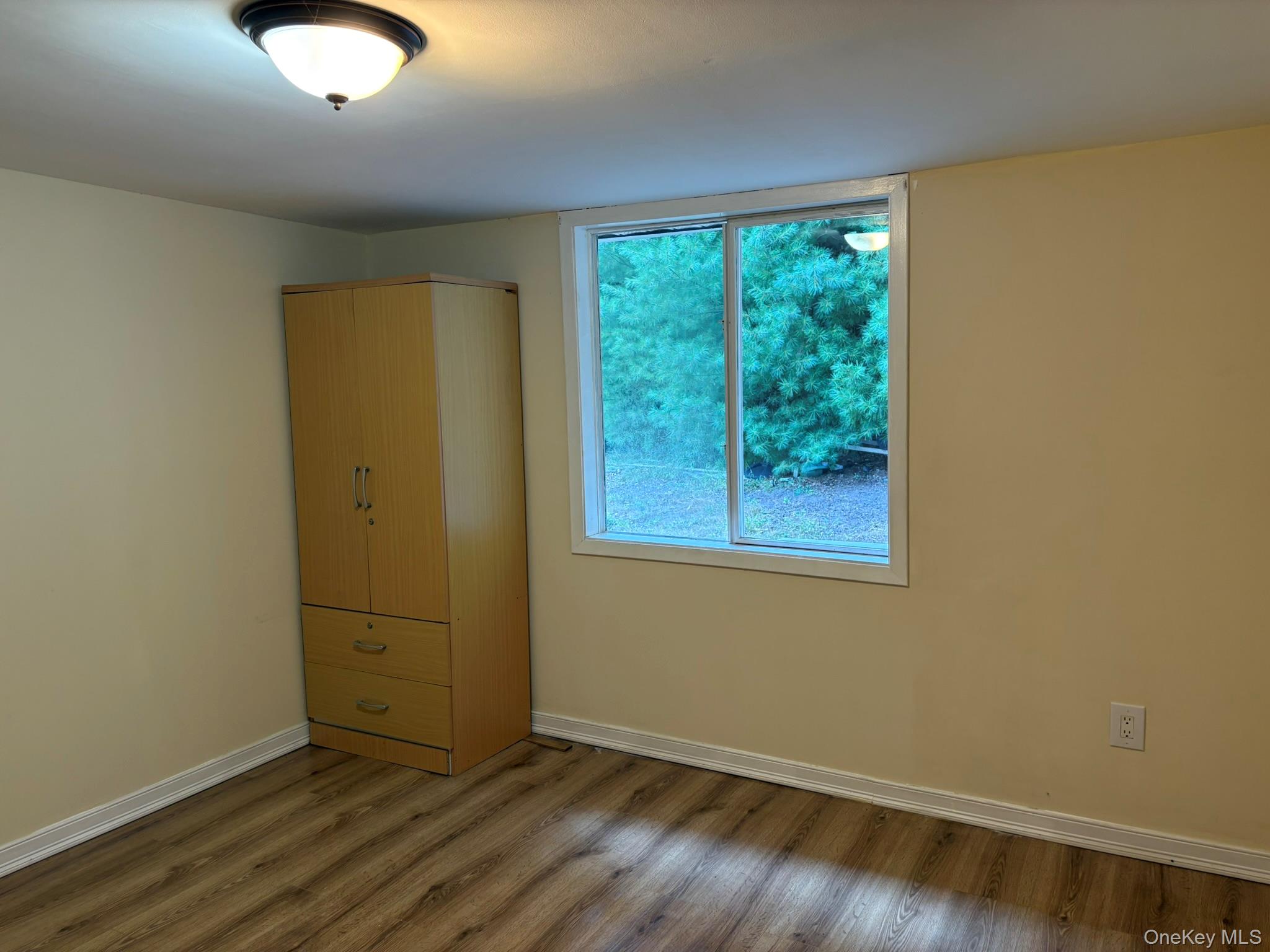 160 Van Tuyl Road, Barryville, NY 12719