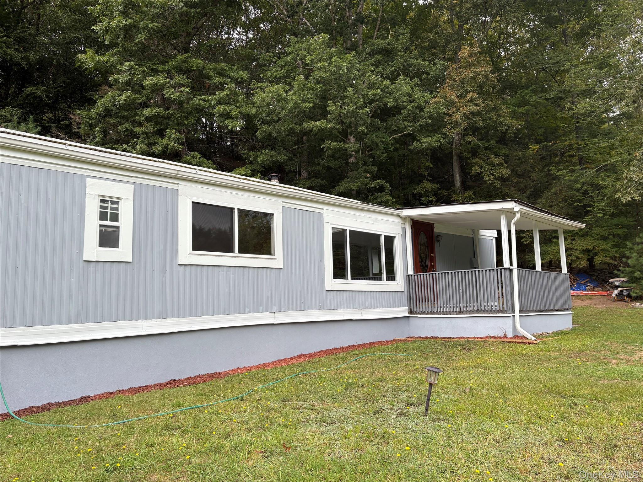 160 Van Tuyl Road, Barryville, NY 12719