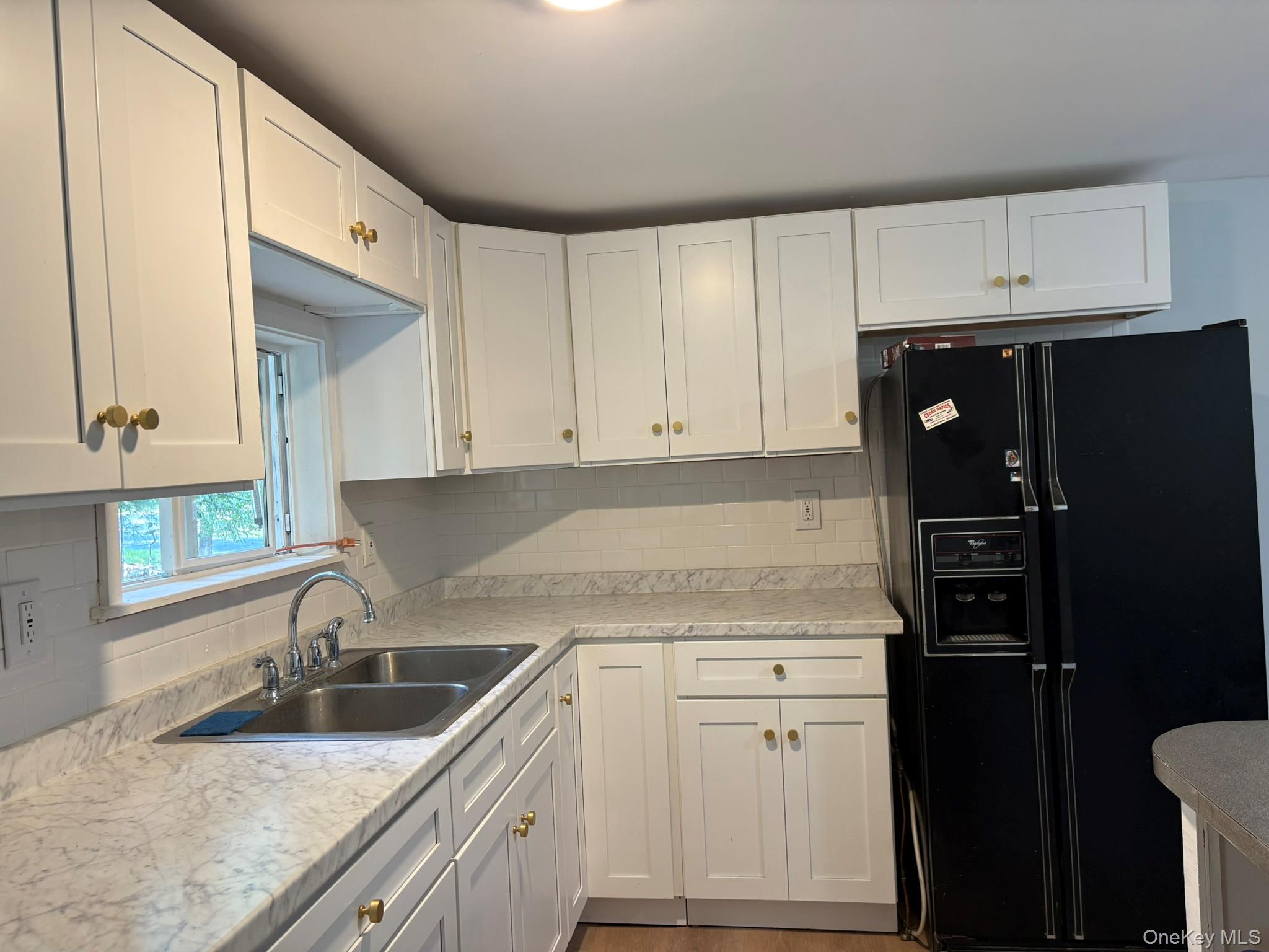 160 Van Tuyl Road, Barryville, NY 12719