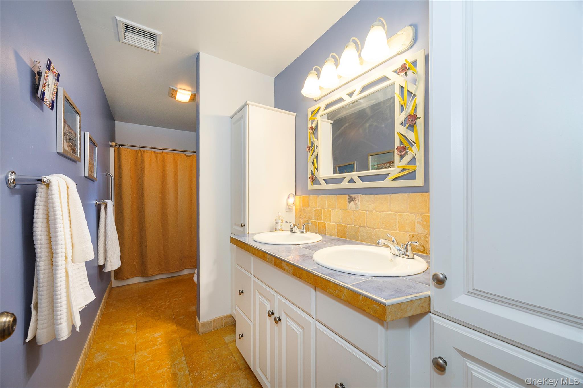 9 Monell Avenue, Poughkeepsie, NY 12603