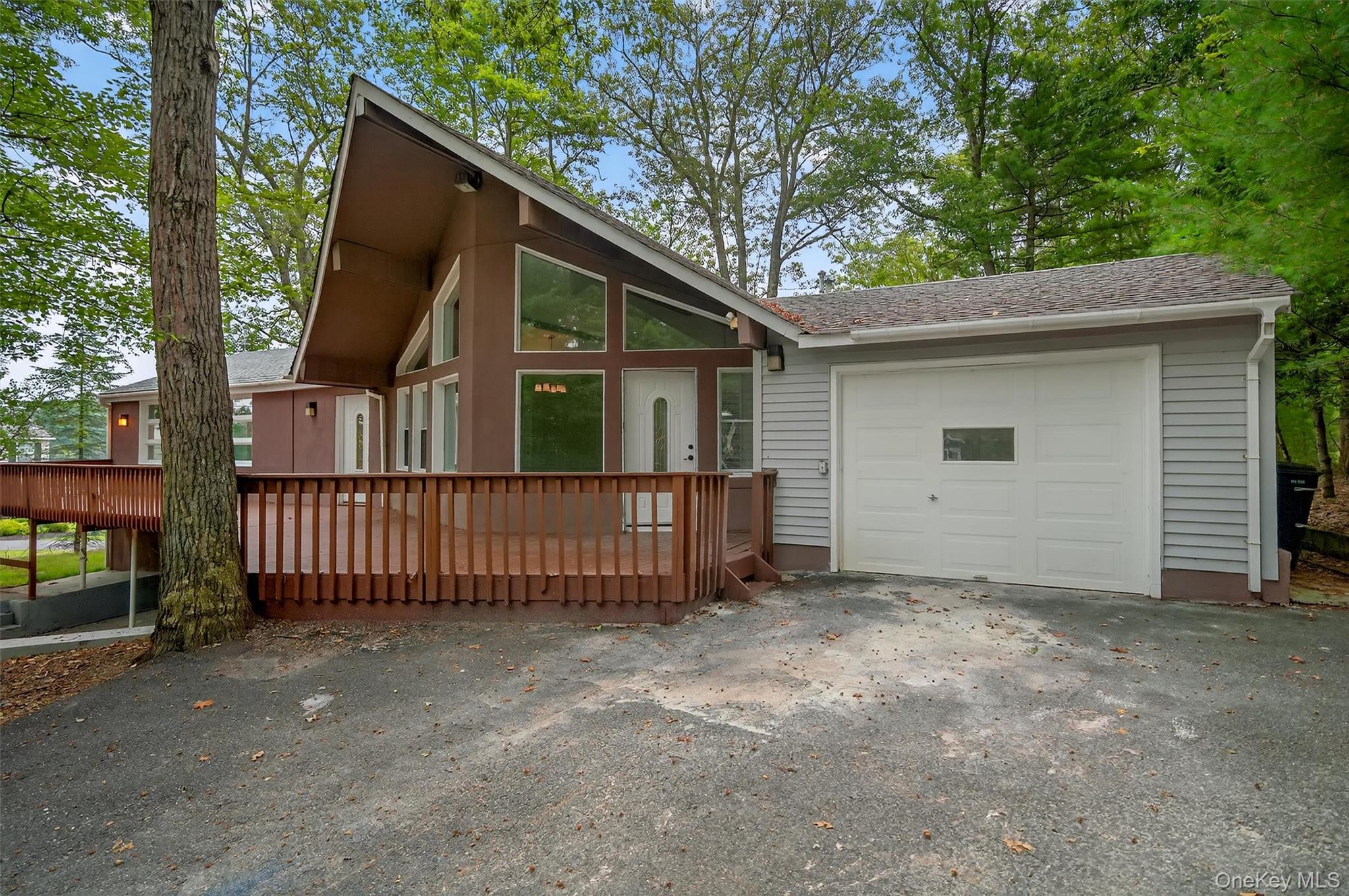 3 Newbury Lane, Rock Hill, NY 12775