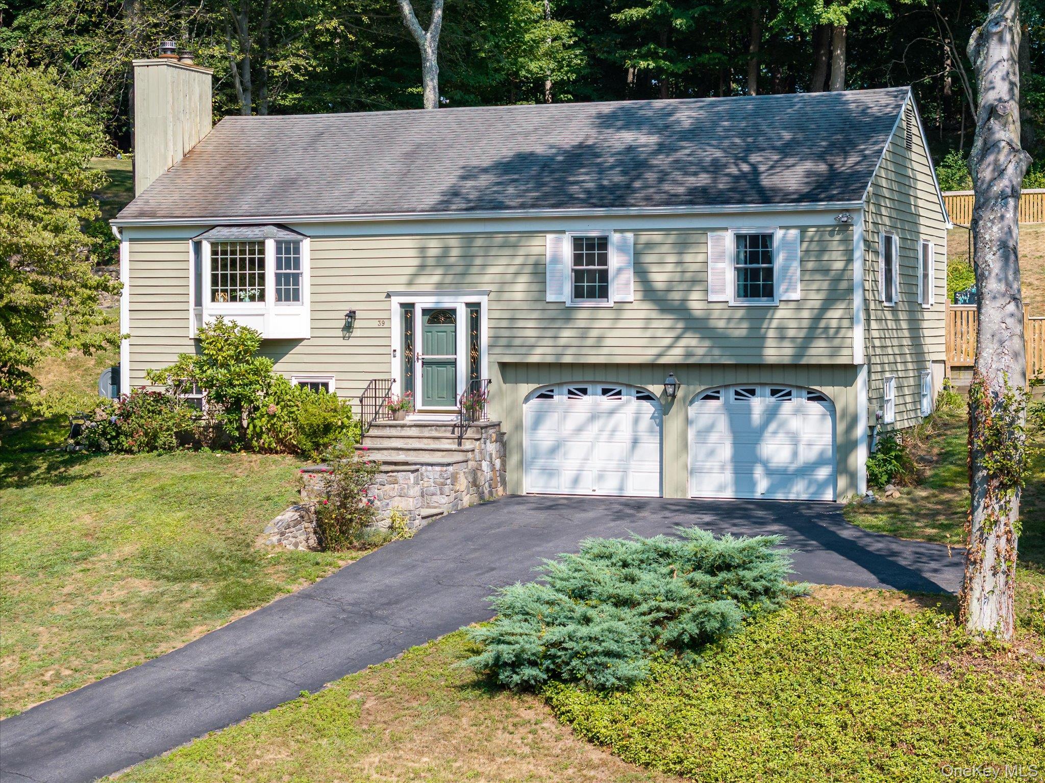 39 Cliffside Lane, Bedford Corners, NY 10549