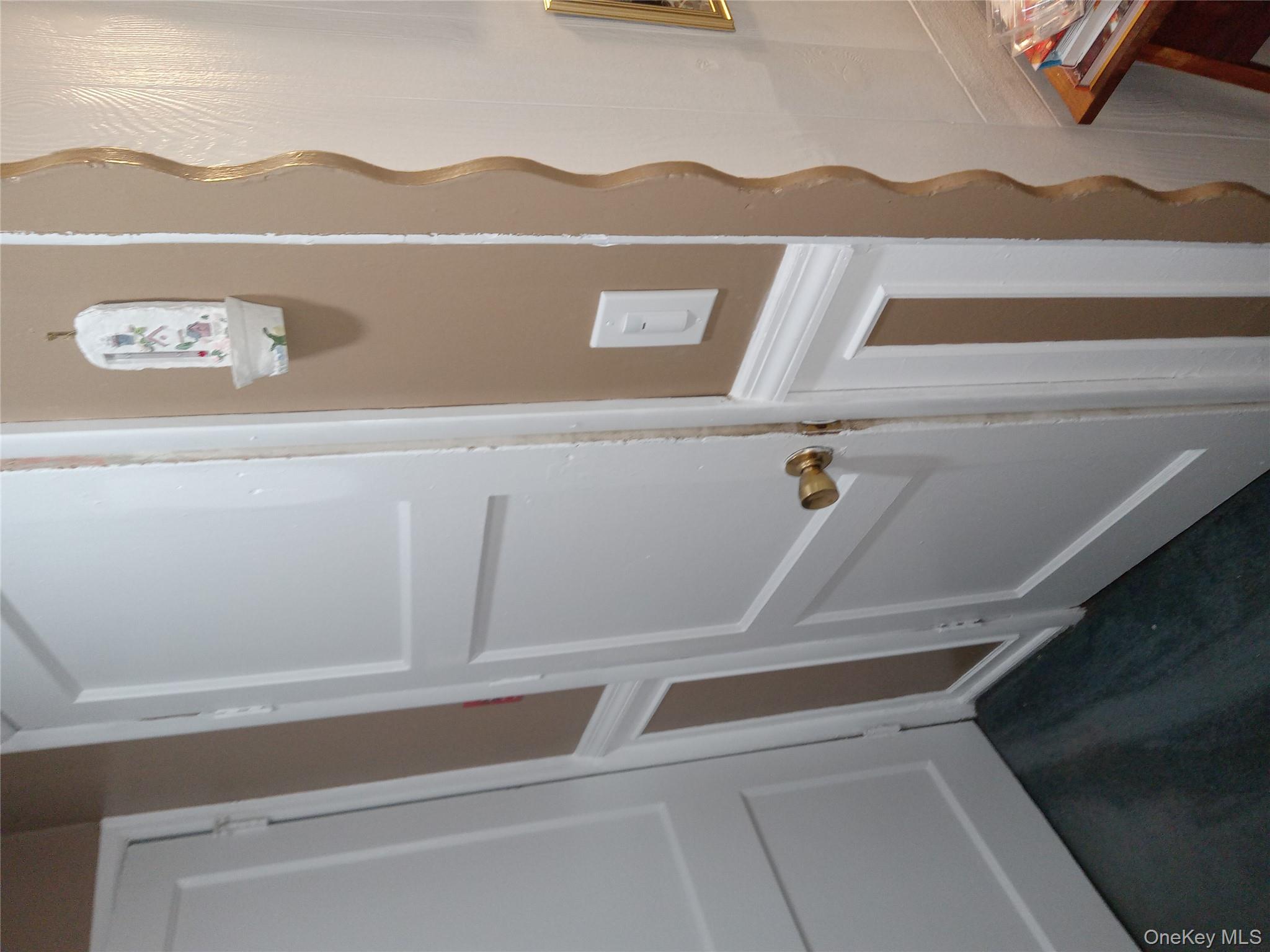 3 Brook Lane, Levittown, NY 11756