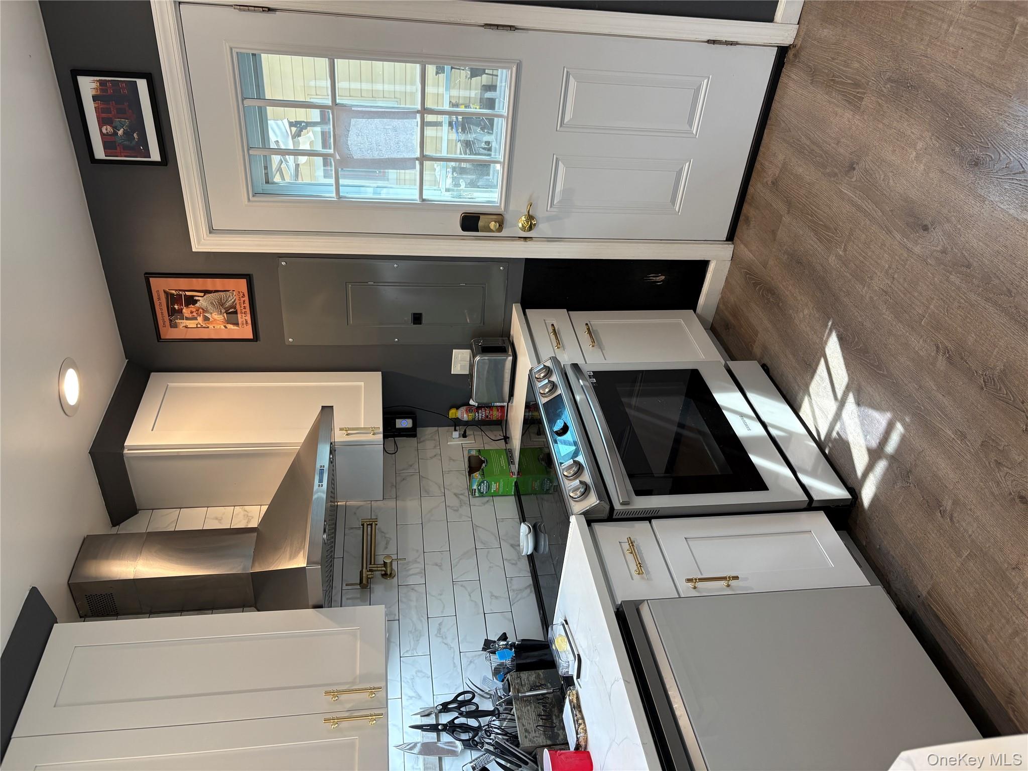 3 Brook Lane, Levittown, NY 11756