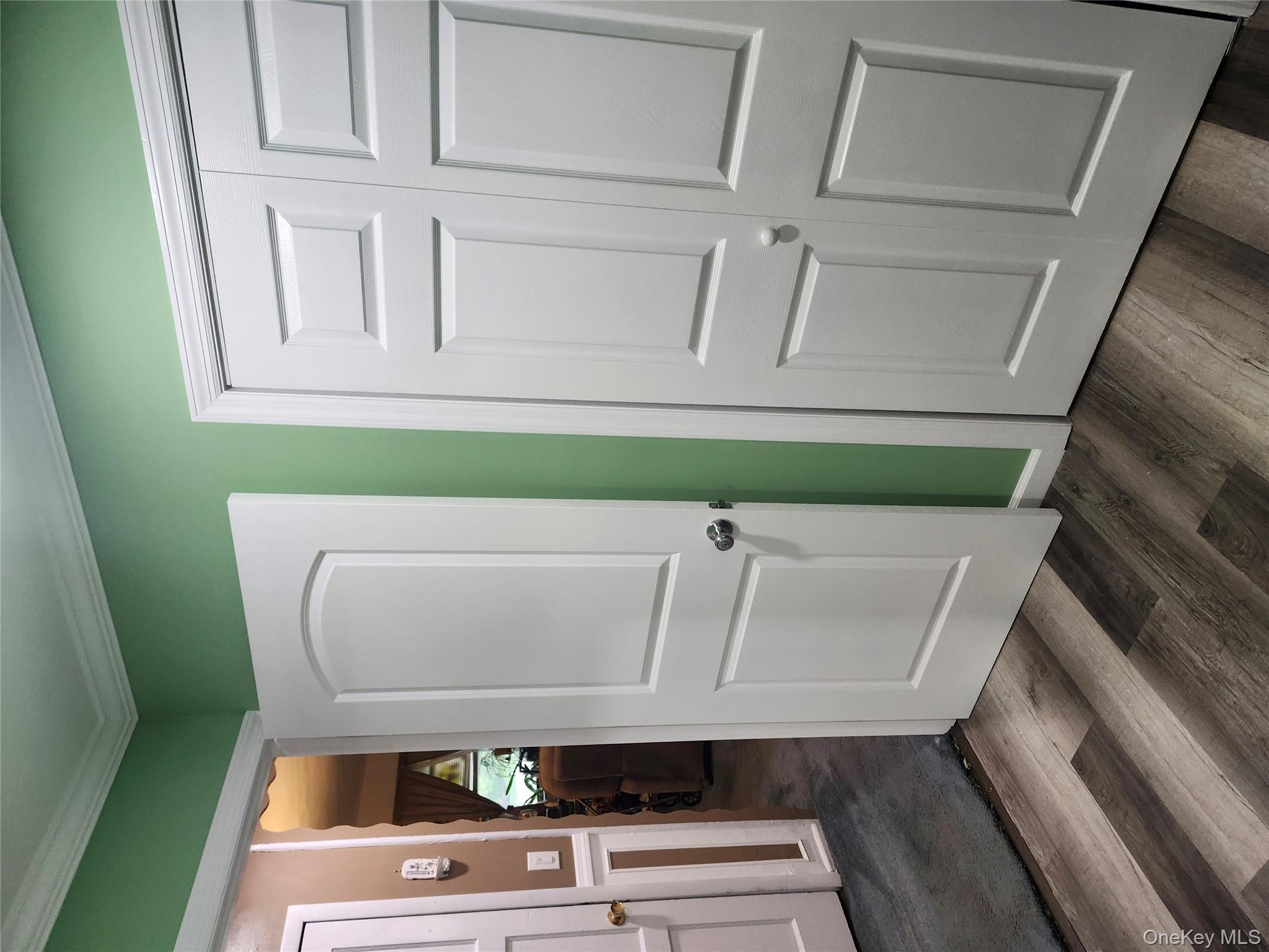 3 Brook Lane, Levittown, NY 11756