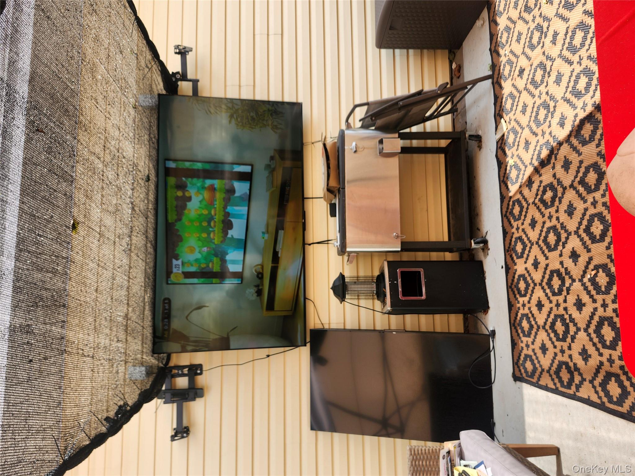 3 Brook Lane, Levittown, NY 11756