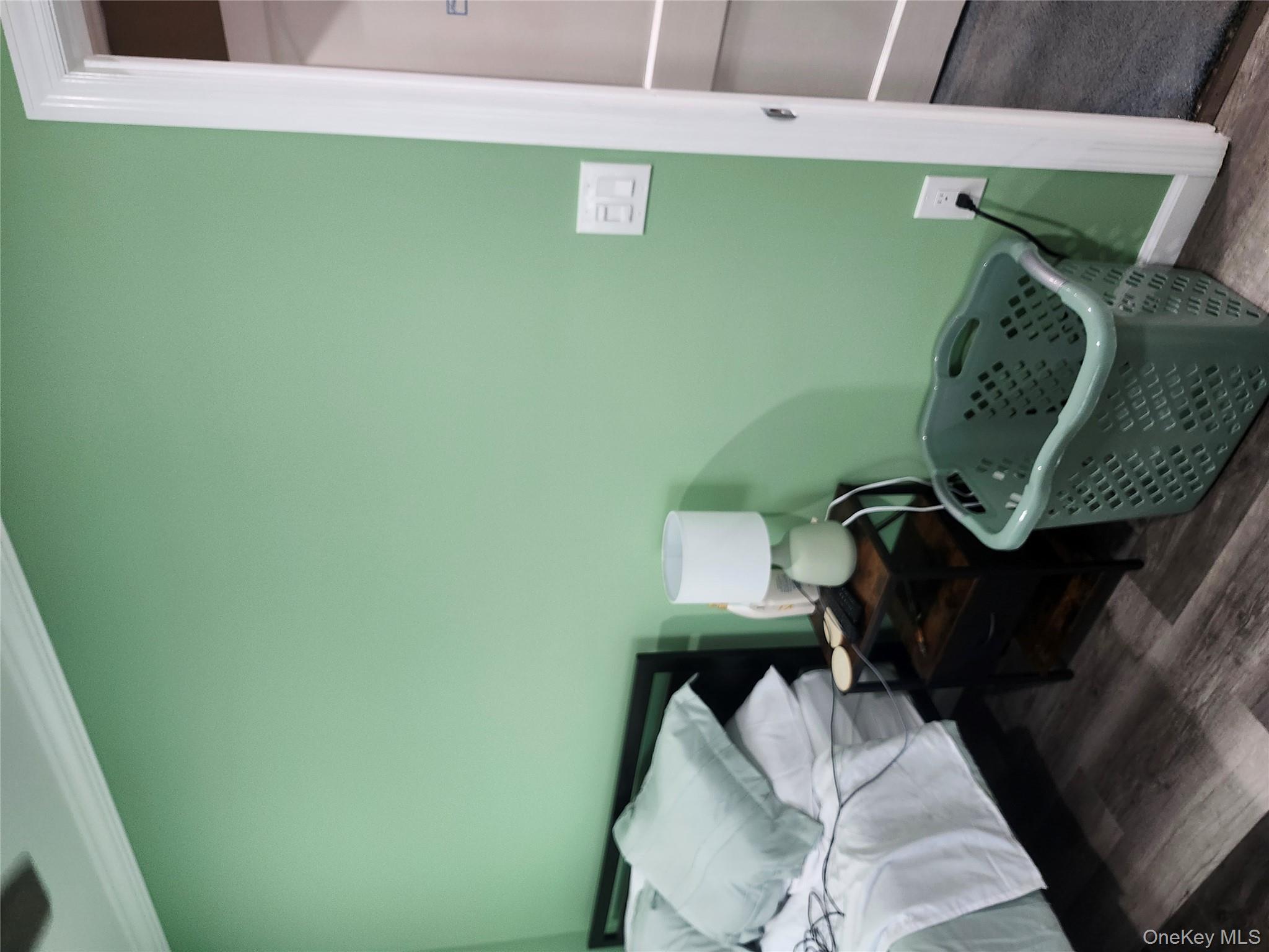 3 Brook Lane, Levittown, NY 11756