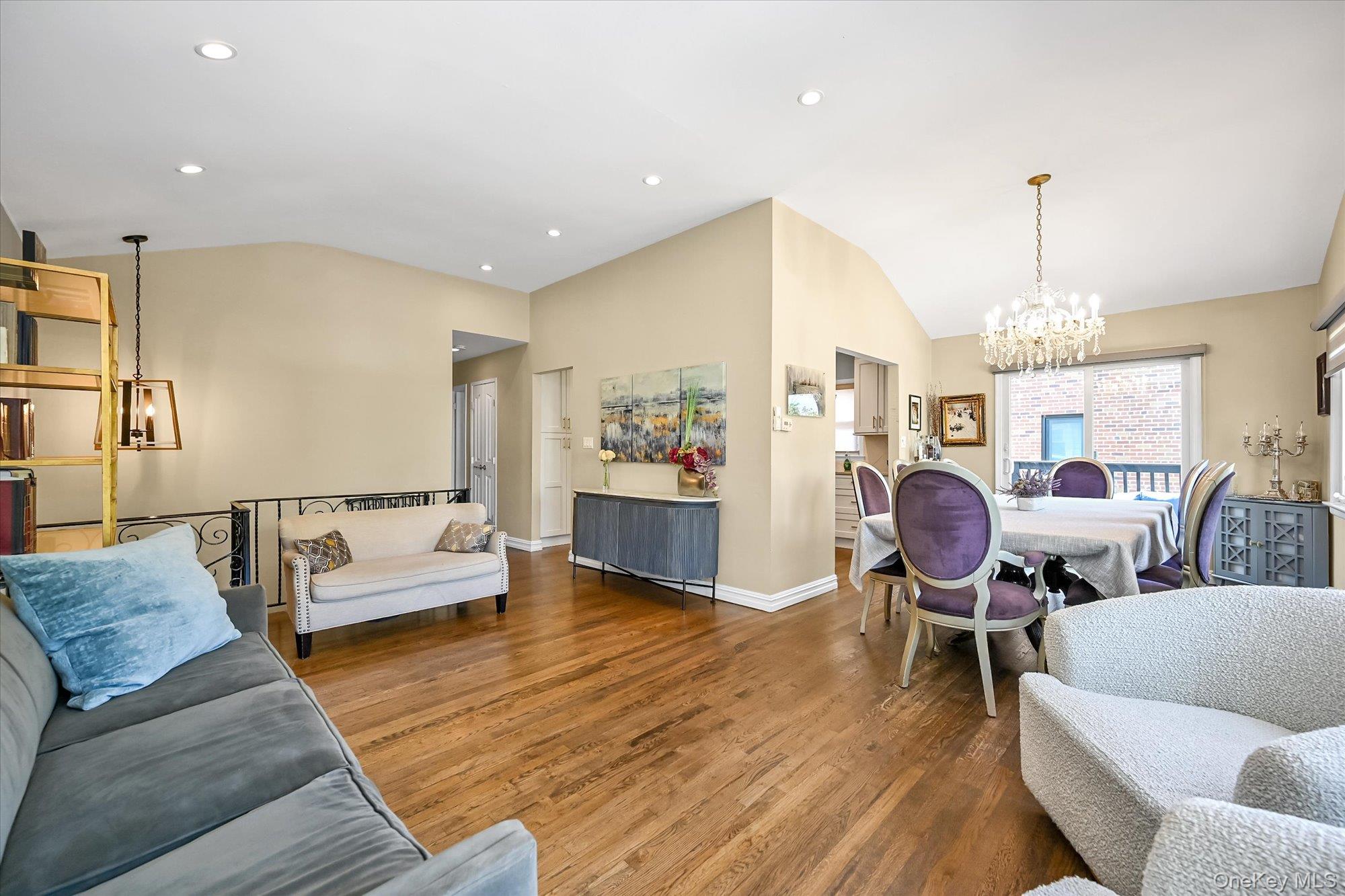 505 Hicksville Road, Far Rockaway, NY 11691