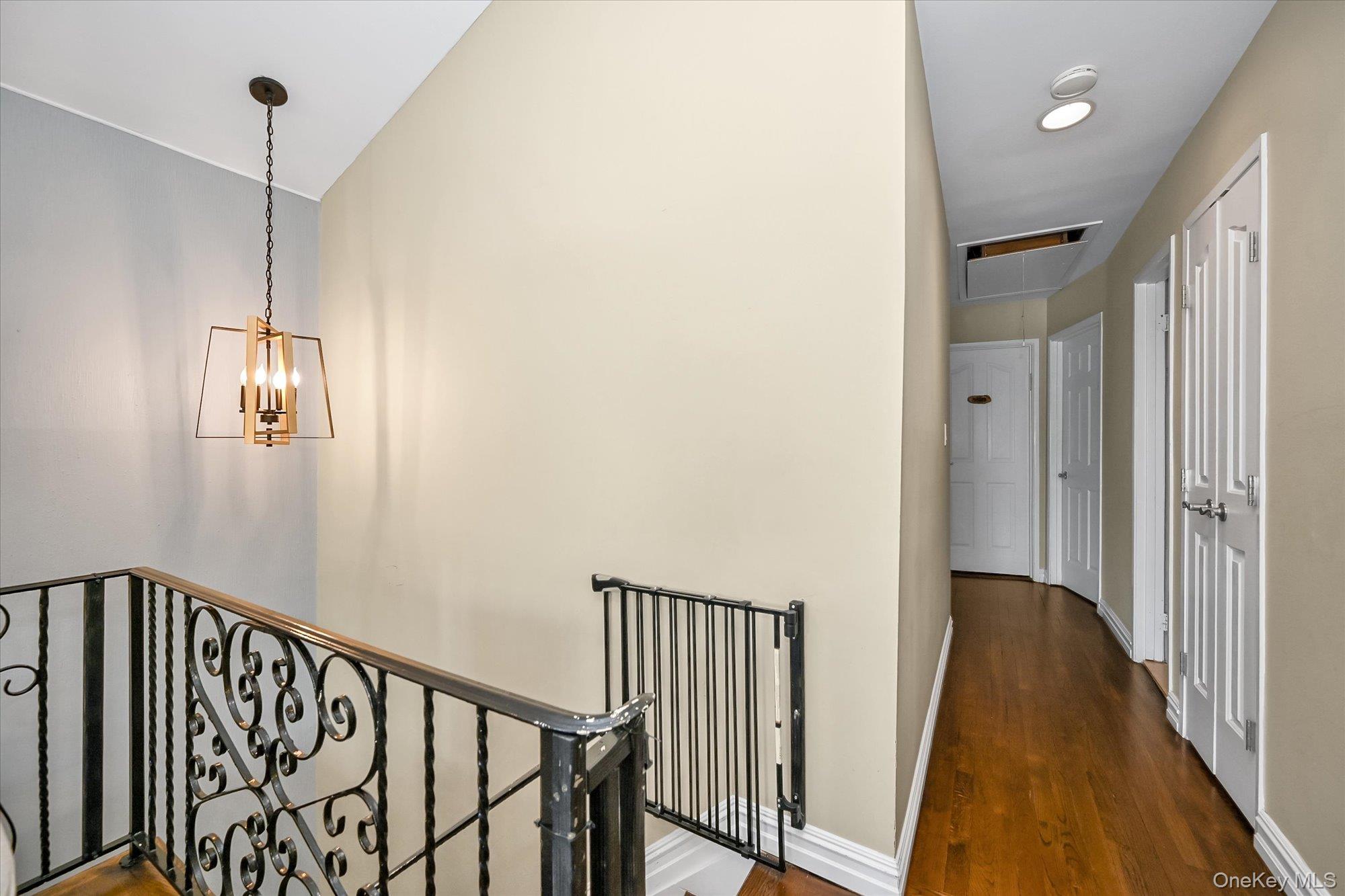 505 Hicksville Road, Far Rockaway, NY 11691