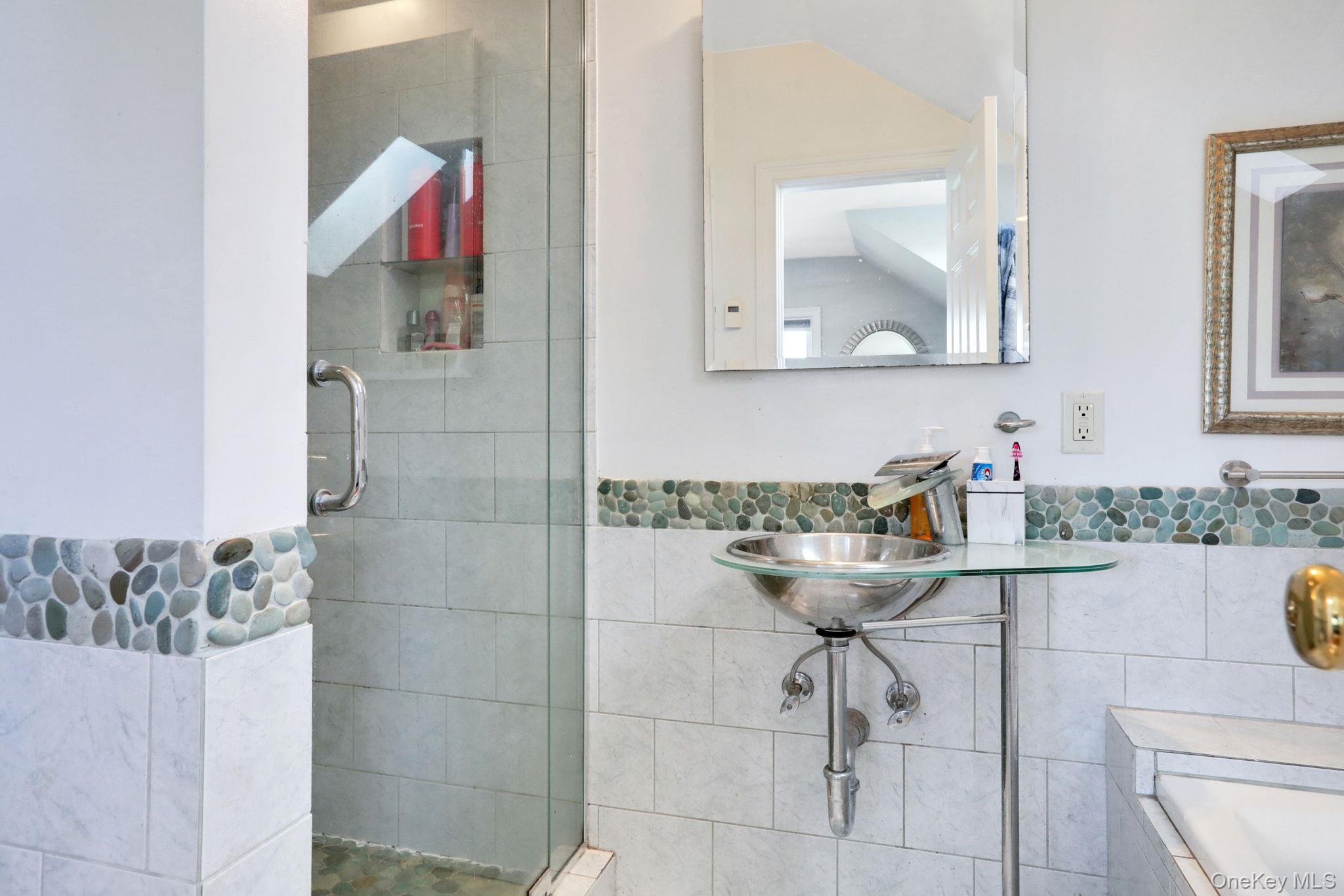 2 Harbor Lane # 301, New Rochelle, NY 10805