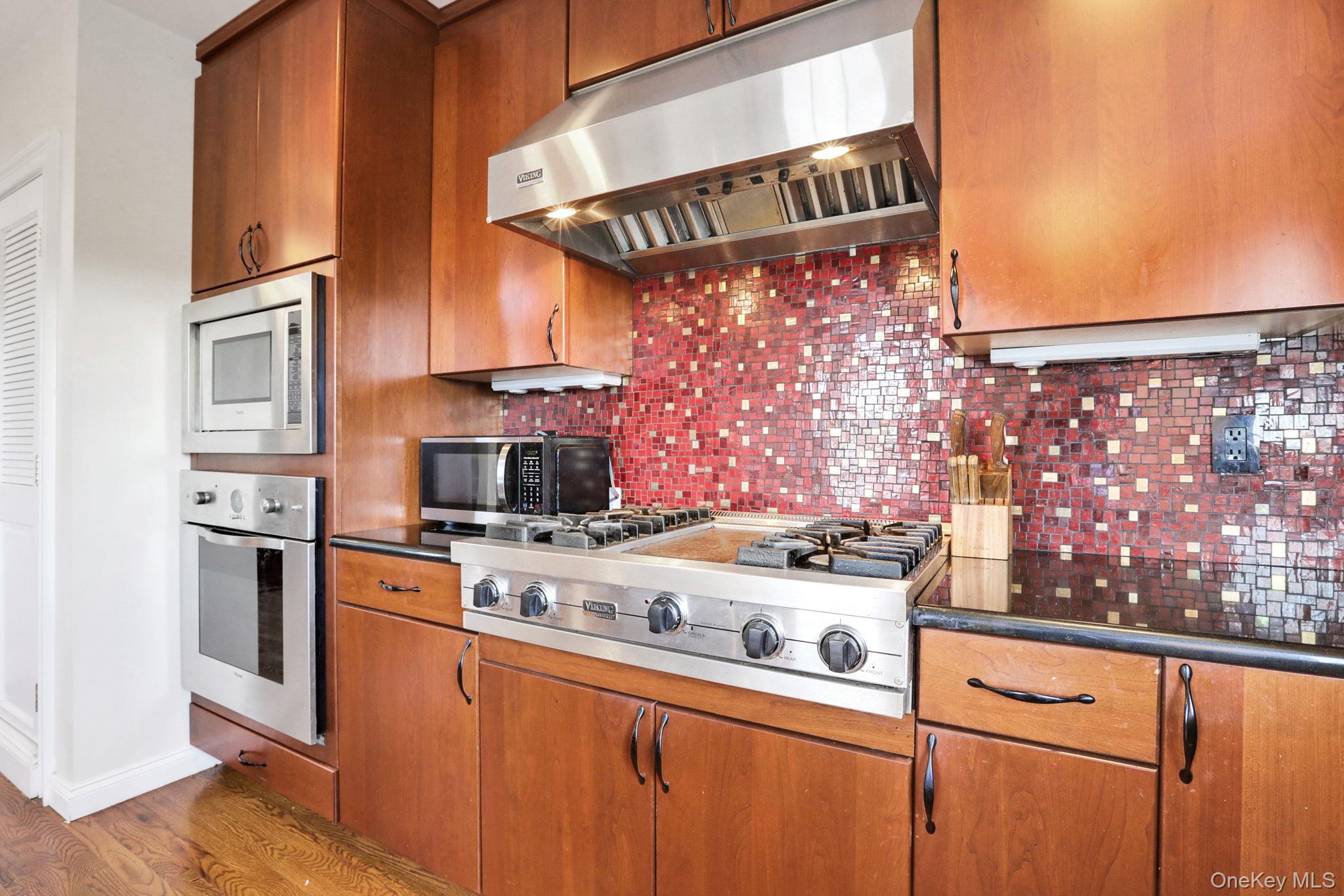 2 Harbor Lane # 301, New Rochelle, NY 10805